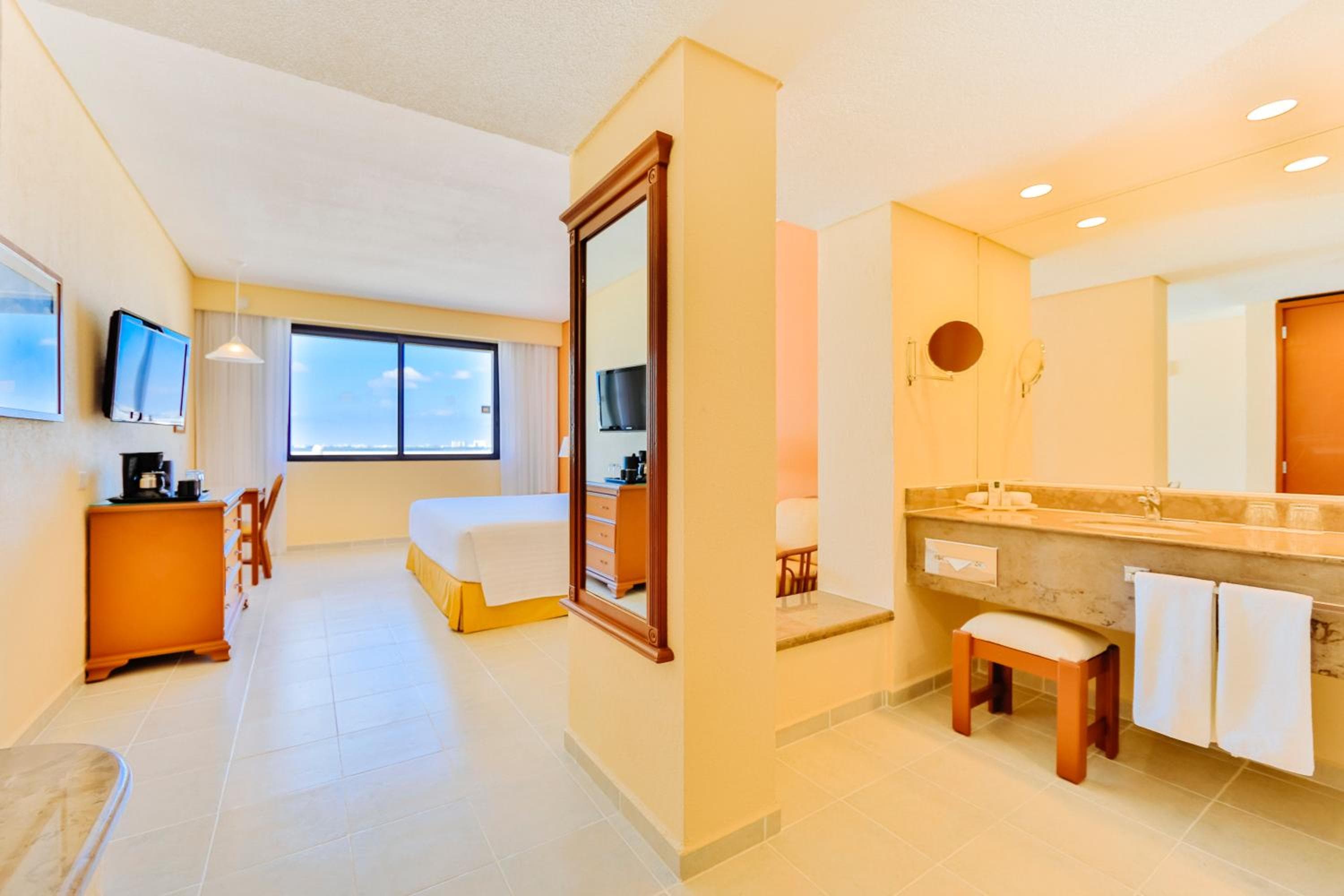 Occidental Tucancún - All Inclusive — 20