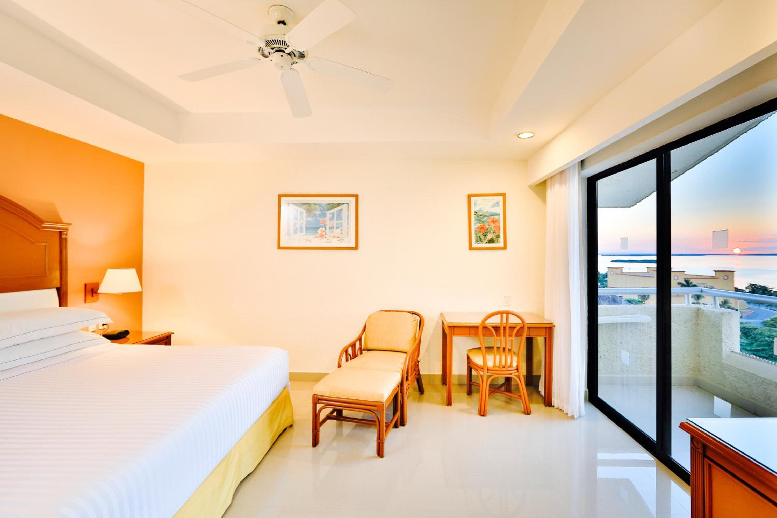 Occidental Tucancún - All Inclusive — 21