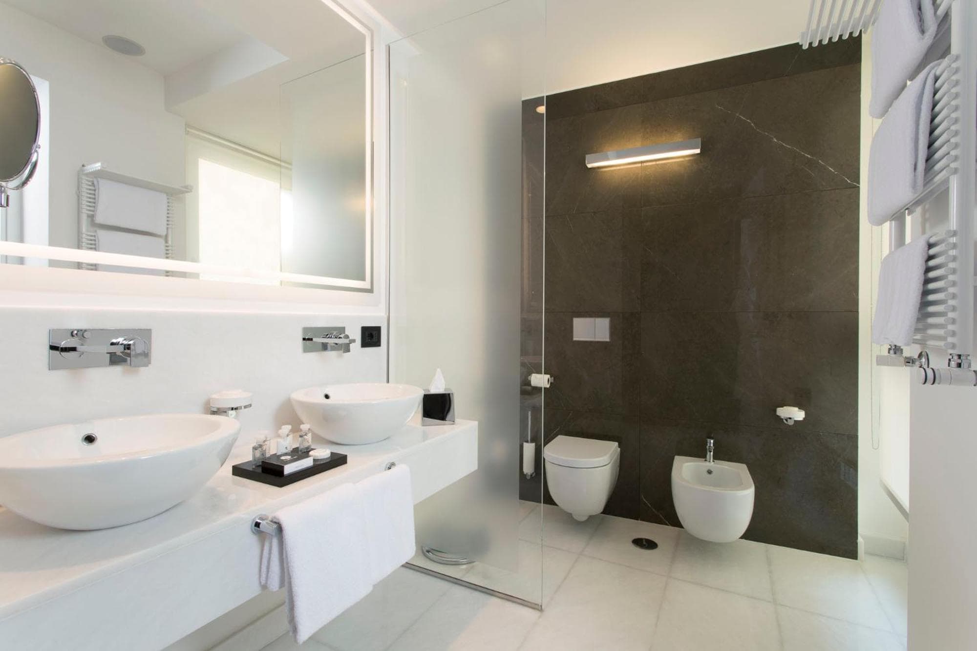 Corso 281 Luxury Suites — 5