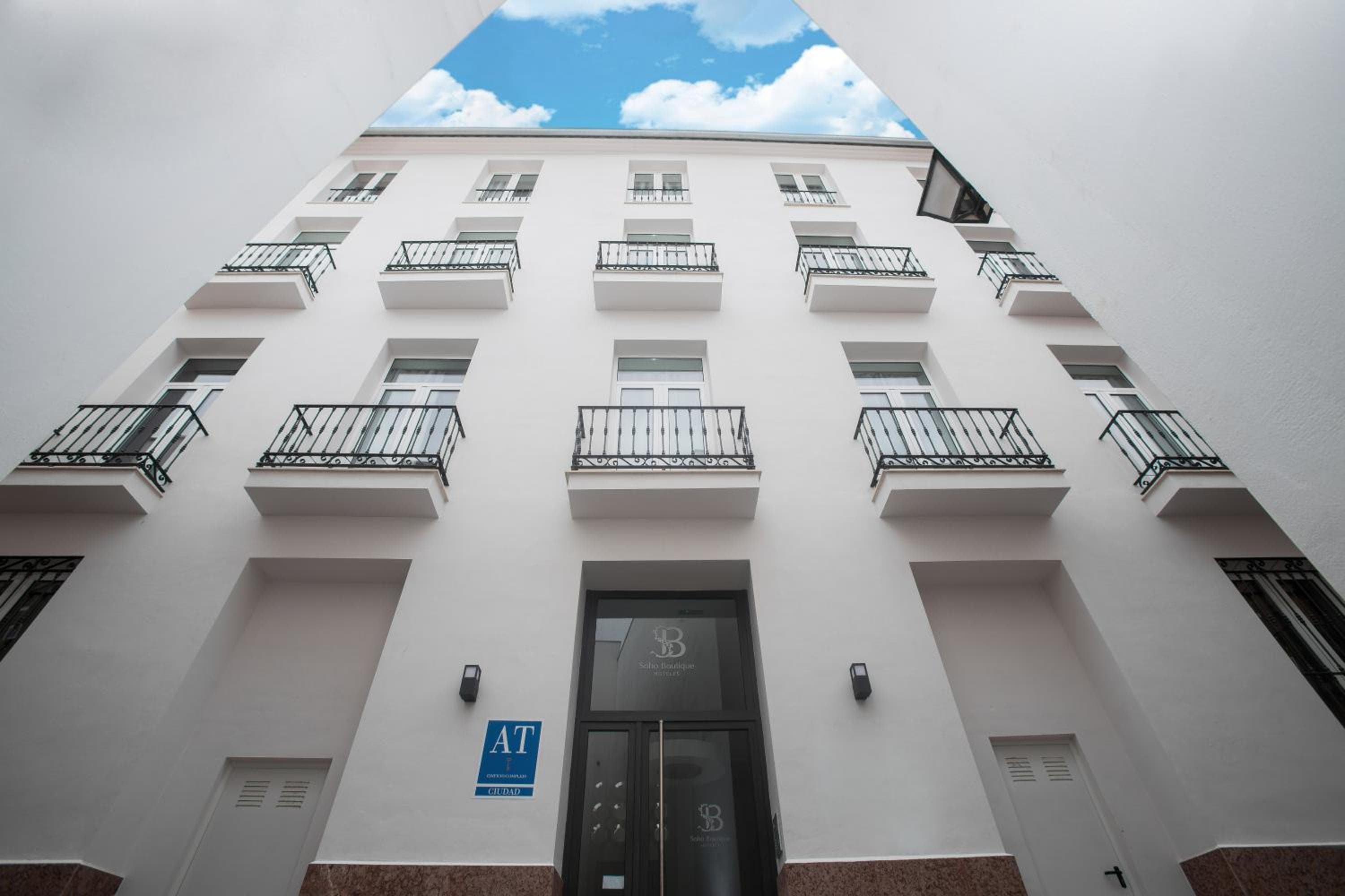 Apartamentos Soho Boutique Museo — 3
