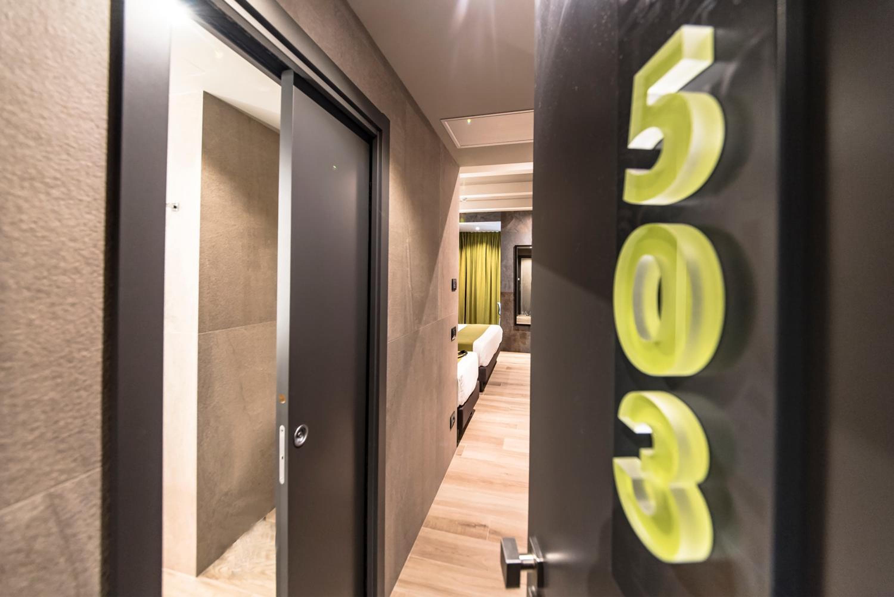 Just Hotel Milano — 5