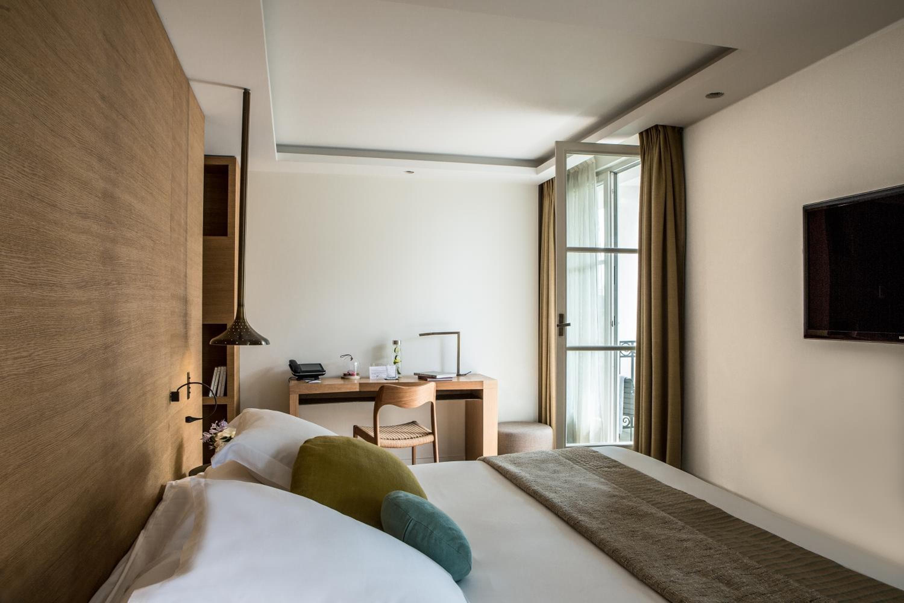 Hotel Marignan Campos Elíseos — 18