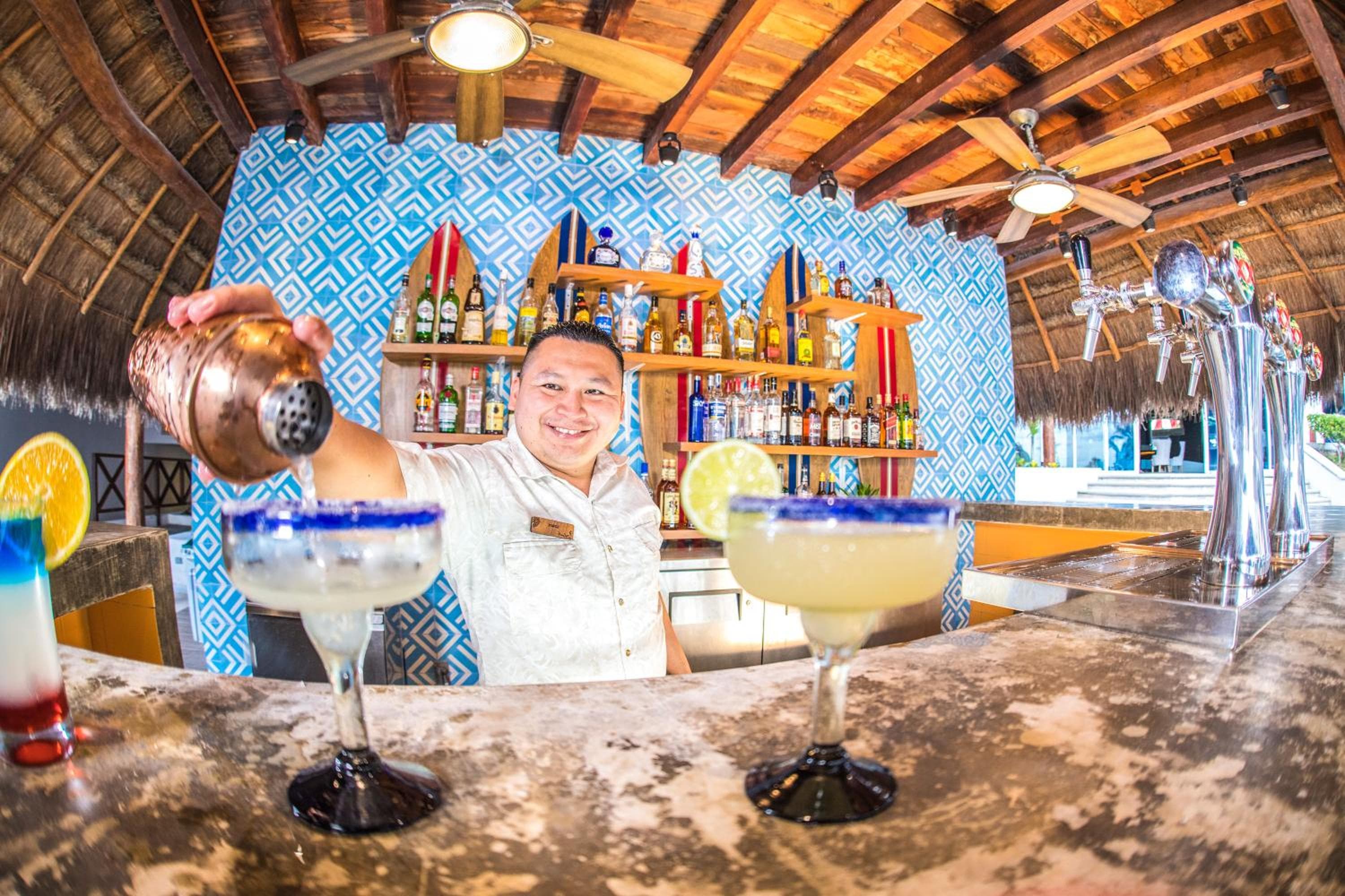 Sunscape Cancun All-Inclusive Resort & Spa by Hyatt — 18