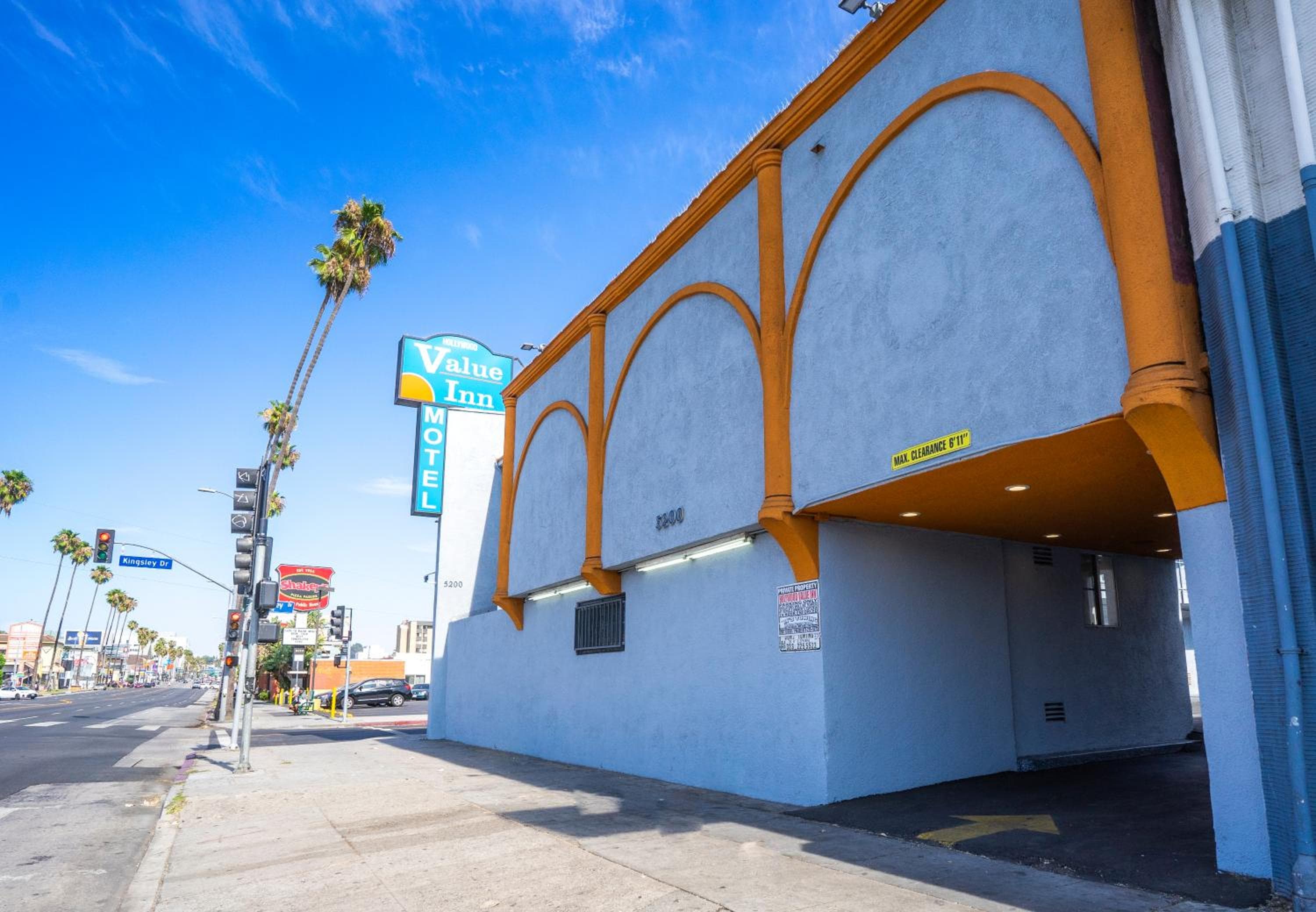 Valore Inn Hollywood — 2