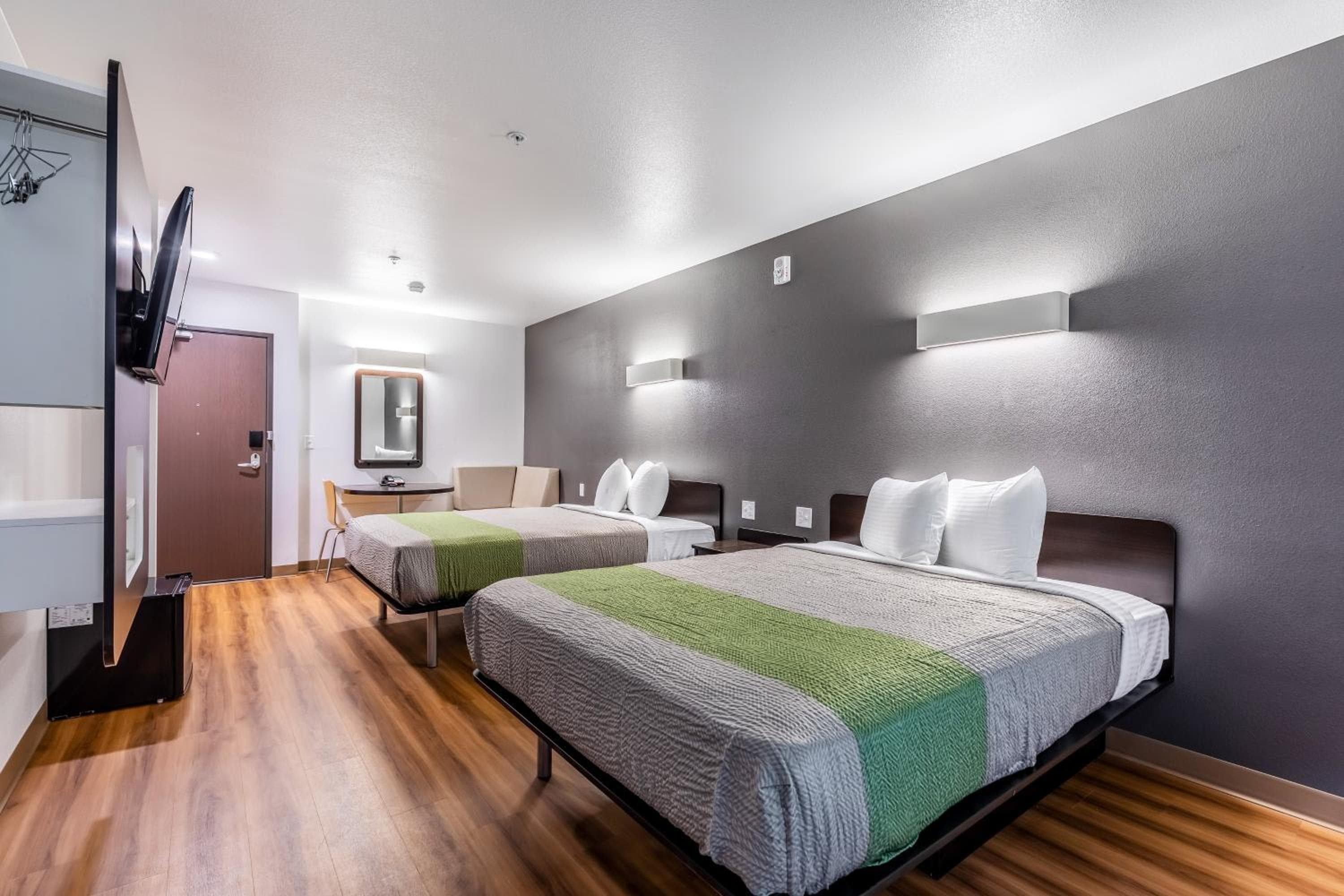 Motel 6-Las Vegas, NV - Motor Speedway — 28