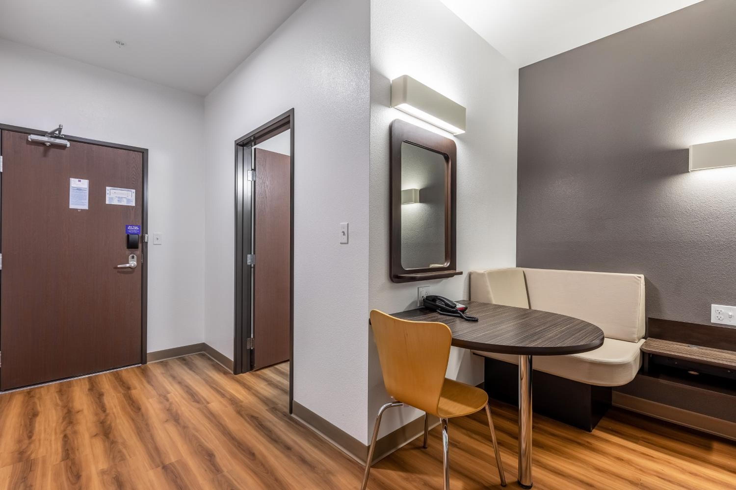 Motel 6-Las Vegas, NV - Motor Speedway — 20