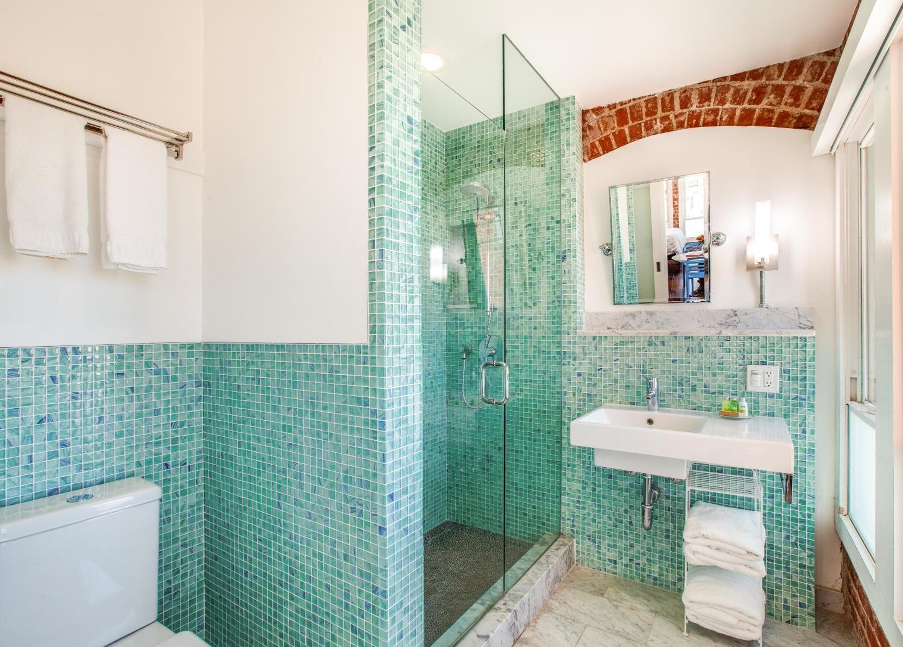 Venice Breeze Suites — 9