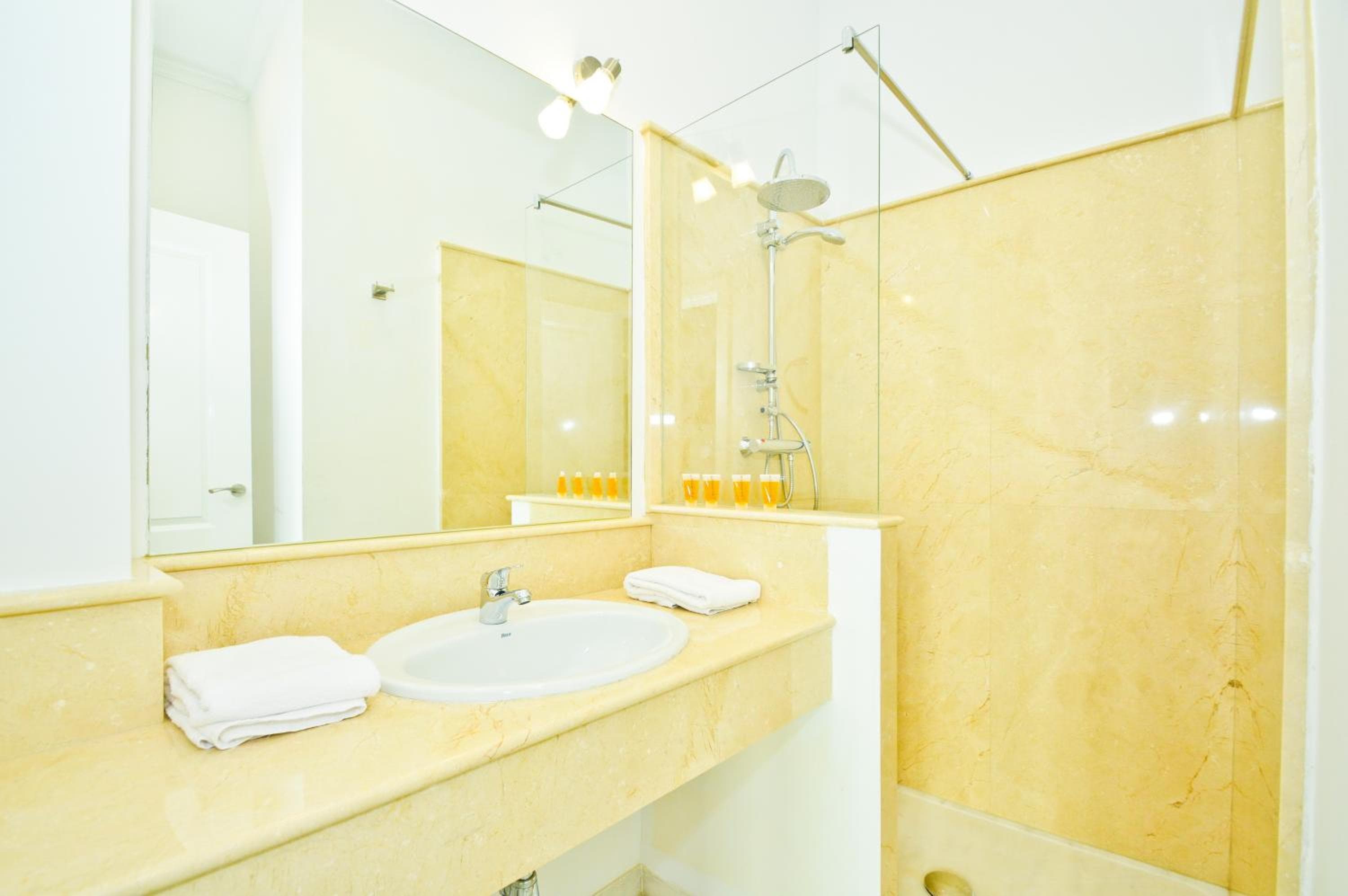 NueveSuites — 20