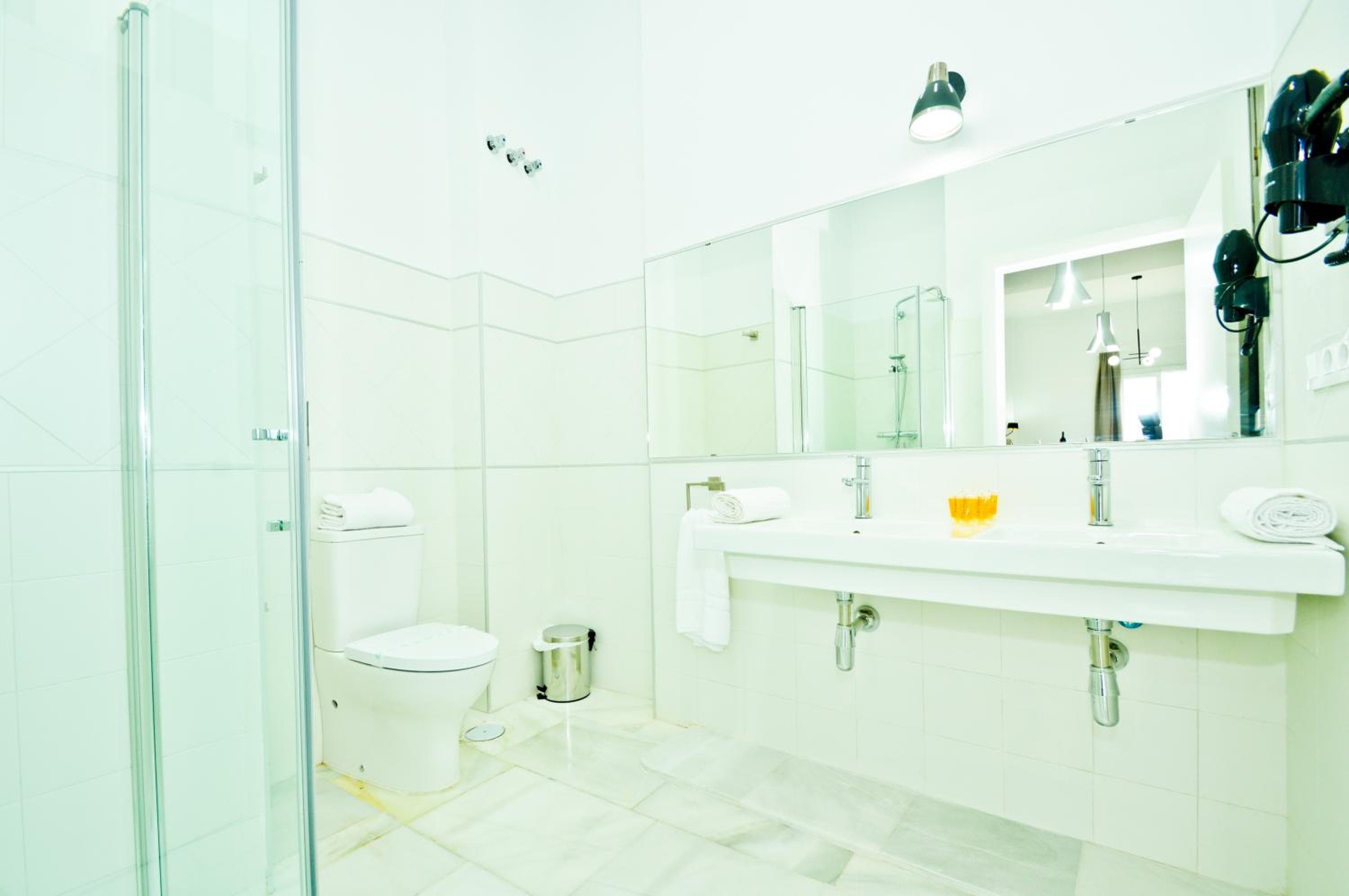 NueveSuites — 25