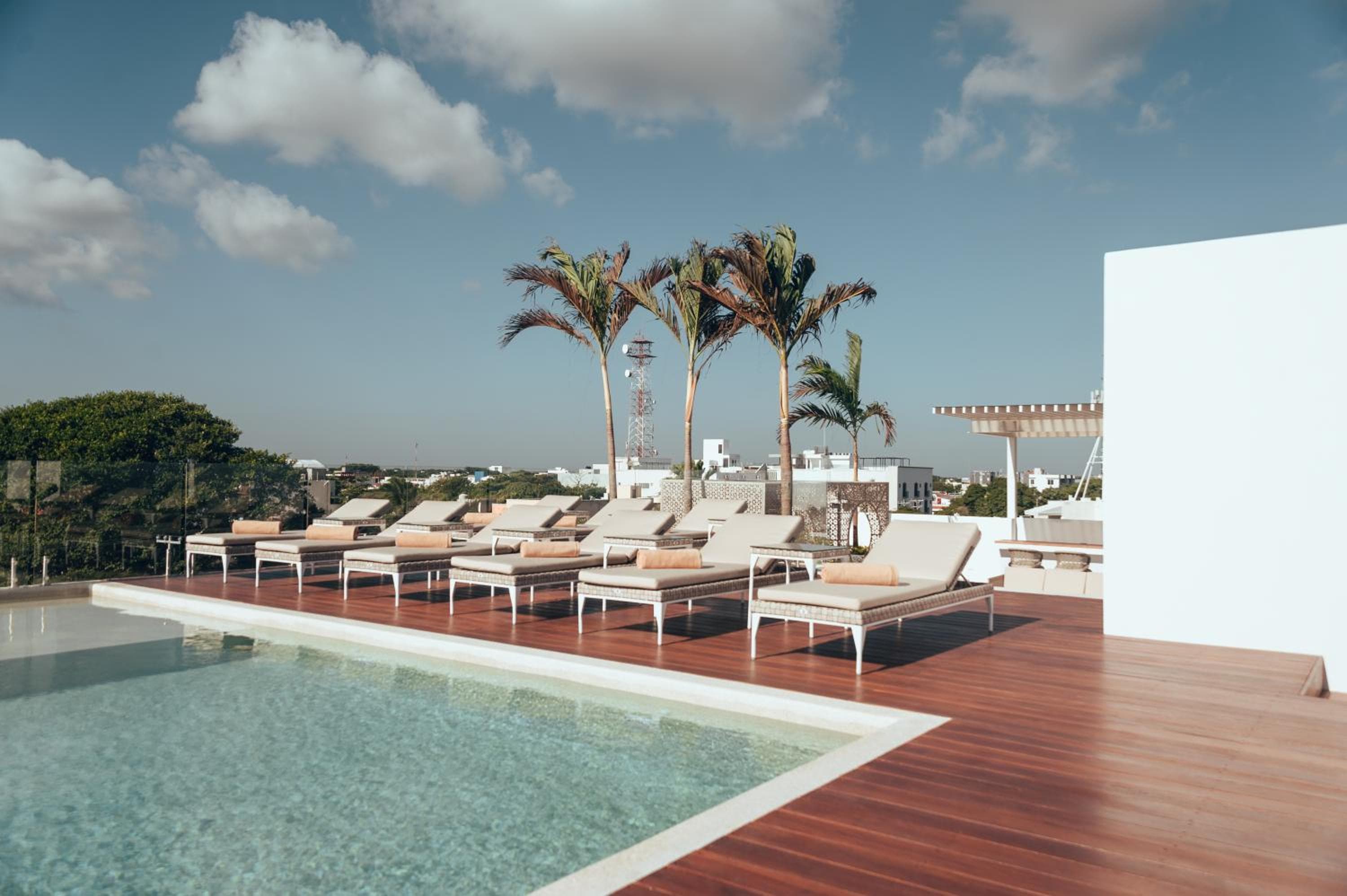 Antera Hotel & Residences — 18