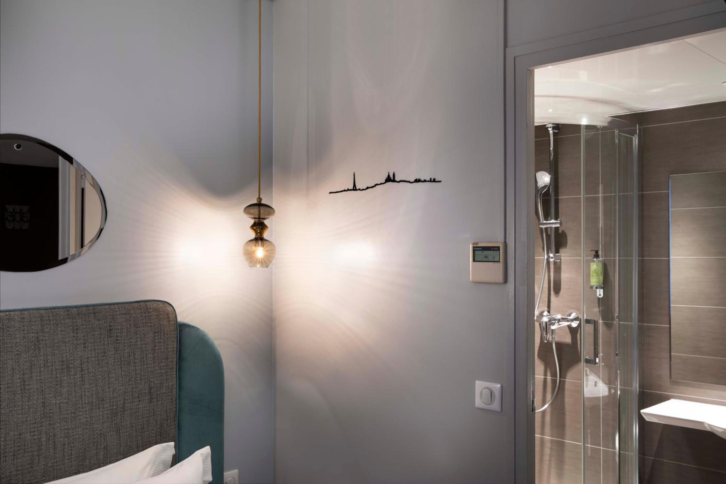 Hotel Eiffel Saint Charles — 19