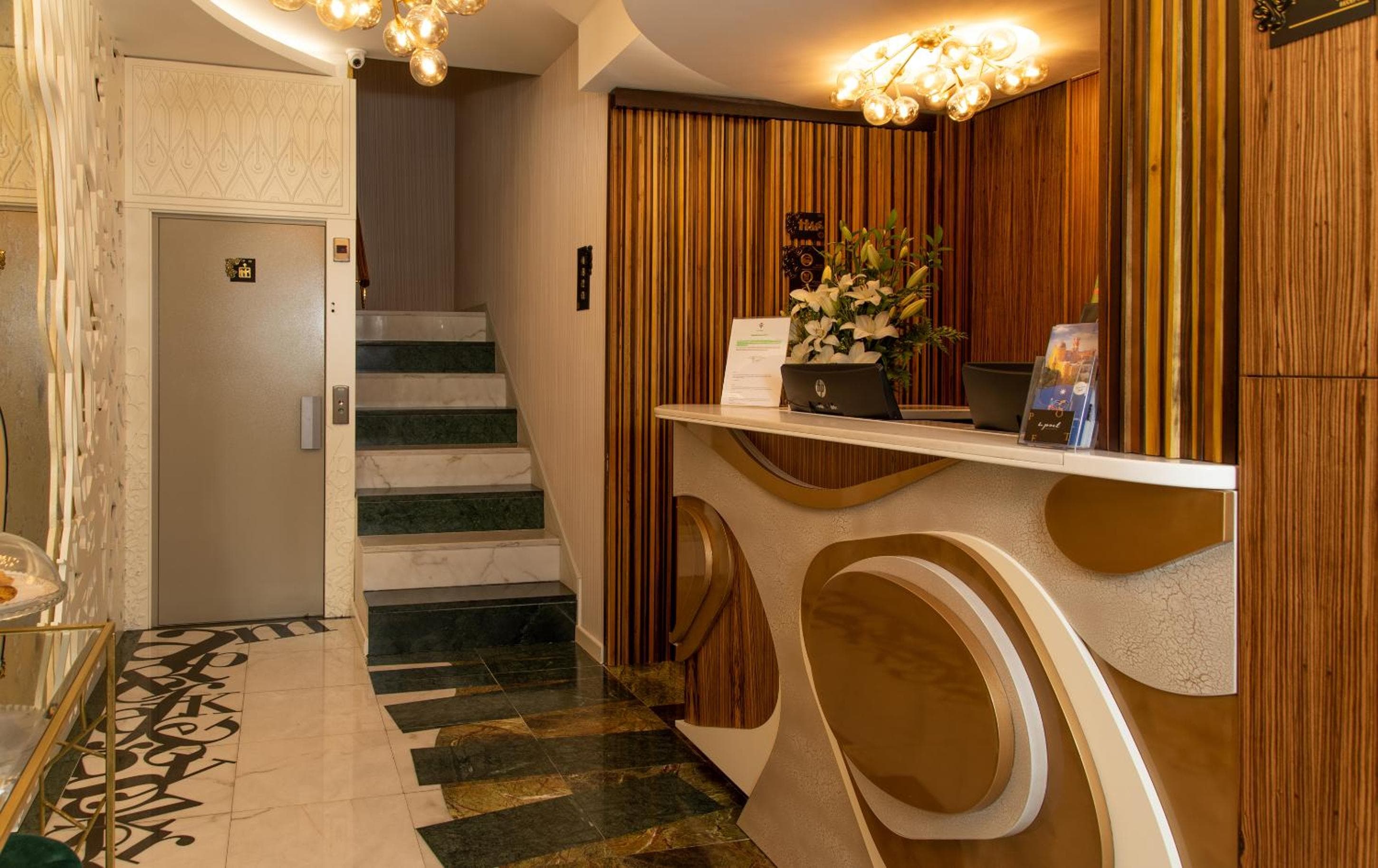 Hotel Be Poeta Baixa — 16