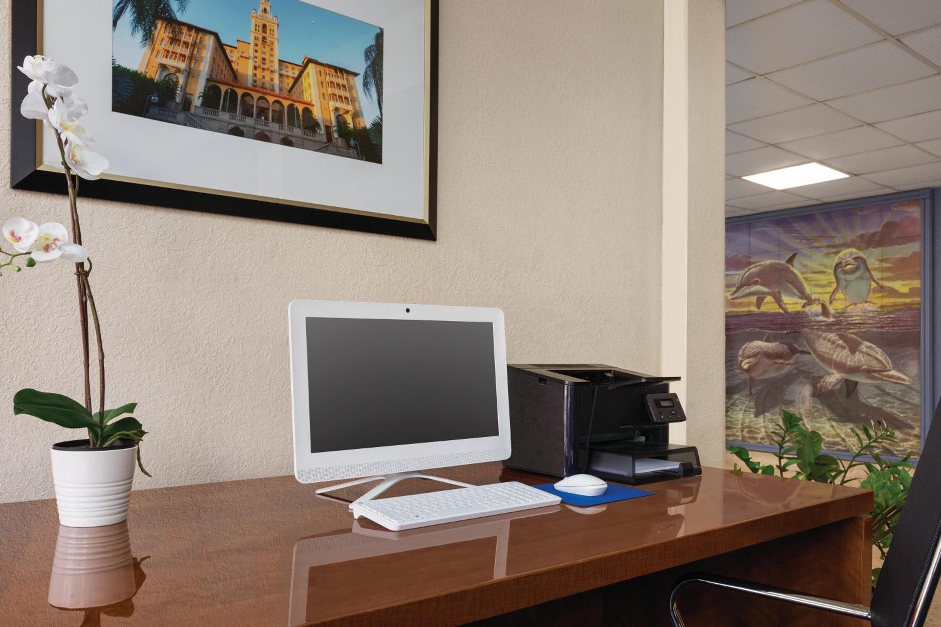 Days Inn presso il Wyndham Miami International Airport — 29