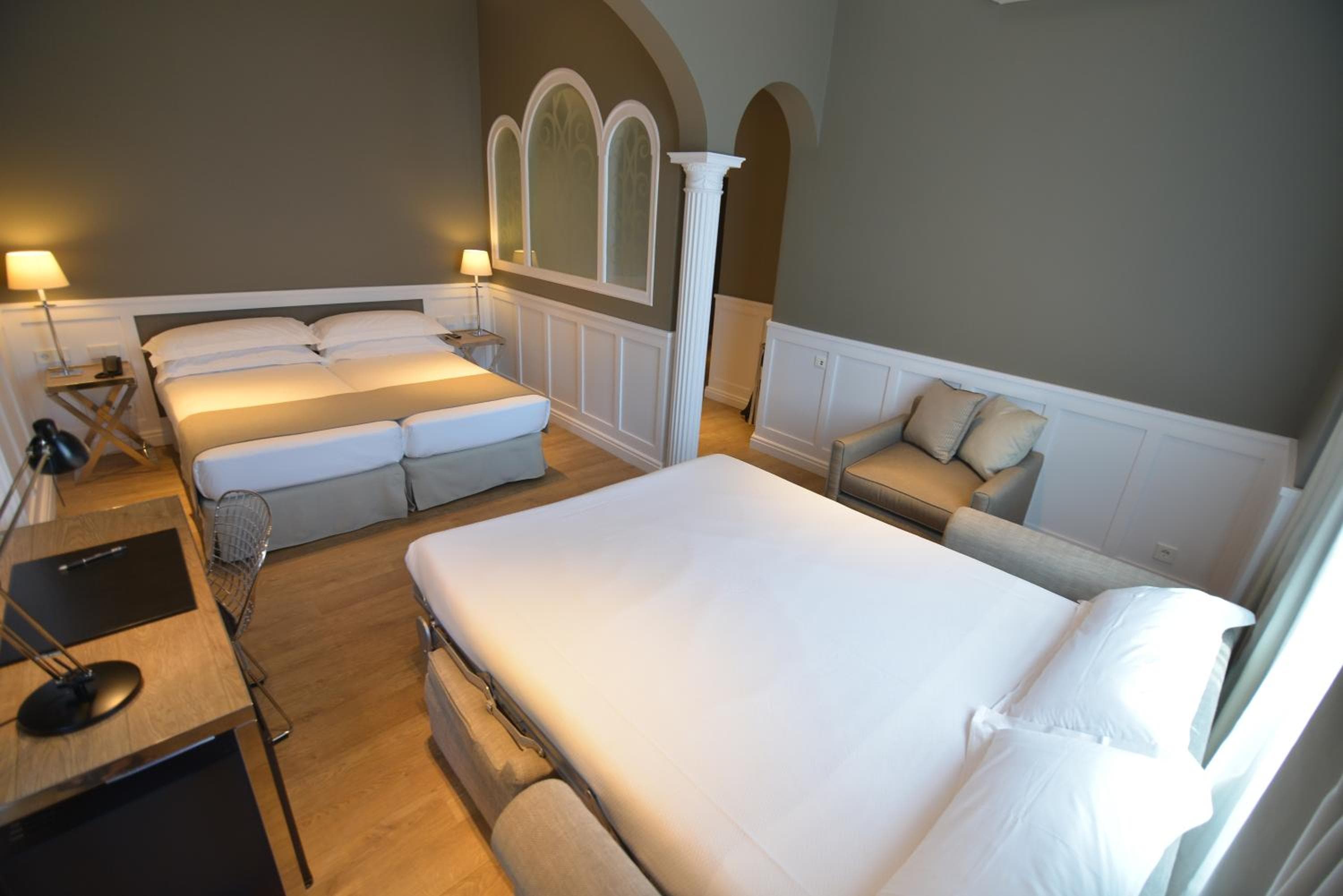 Hotel Granvia — 24