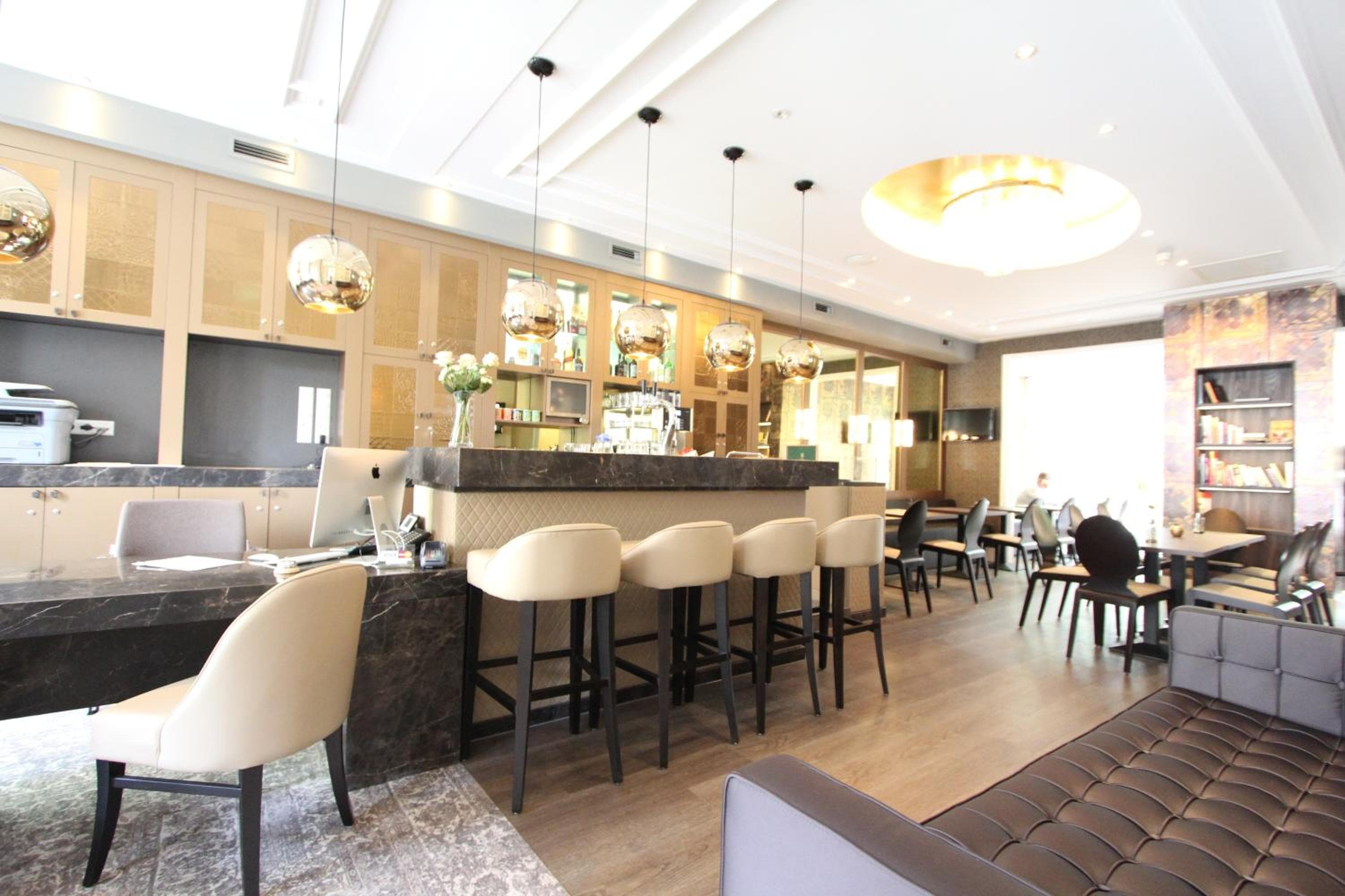 Apple Inn Hotel — 8
