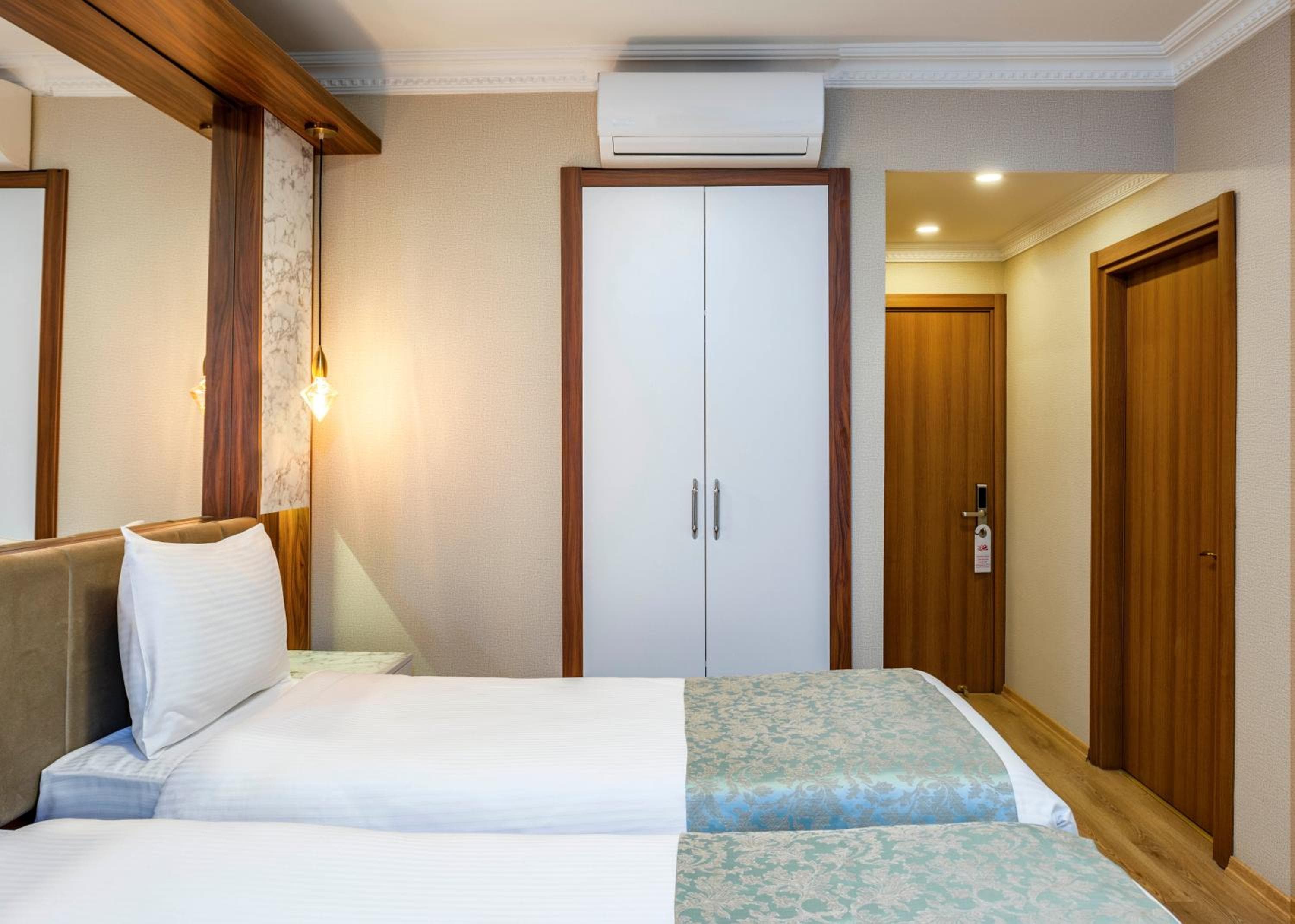 Kupeli Hotel — 20
