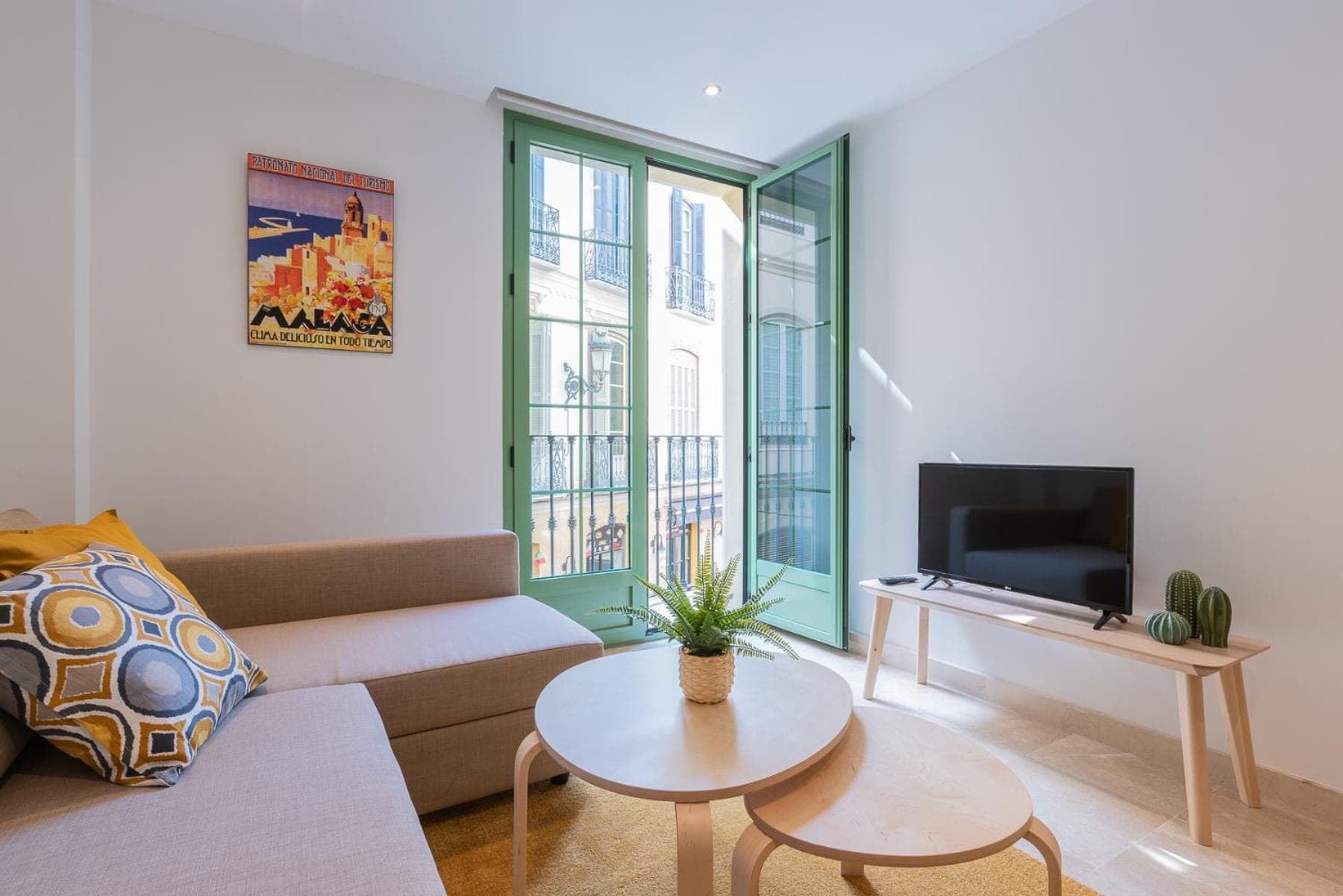 Miraflores Apartments — 5