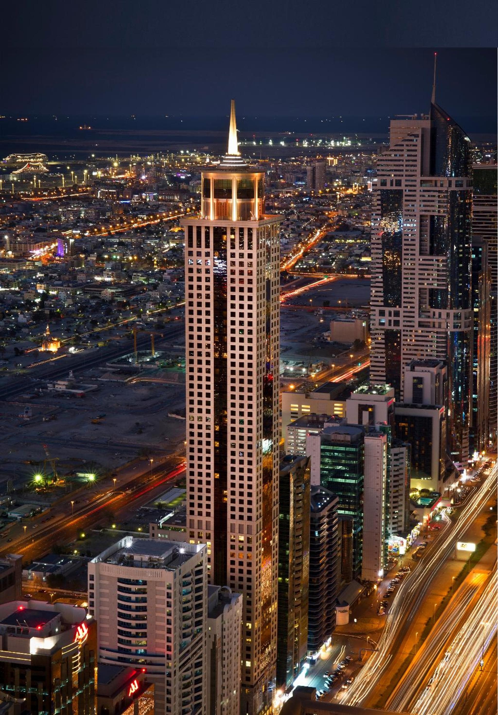 The Tower Plaza Hotel Dubai — 1