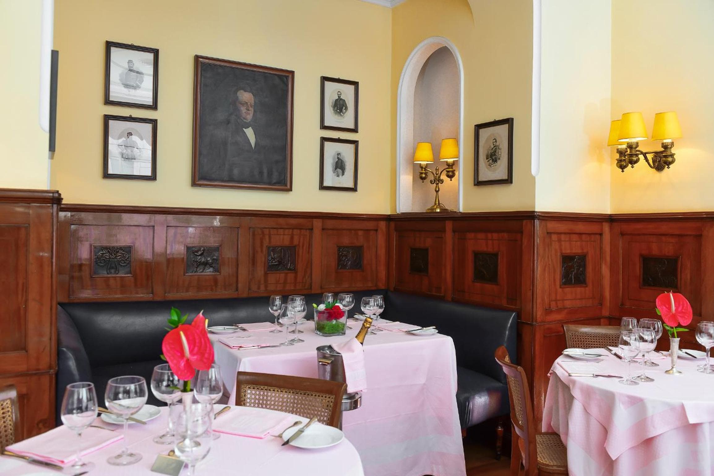 Bettoja Hotel Massimo d'Azeglio — 10