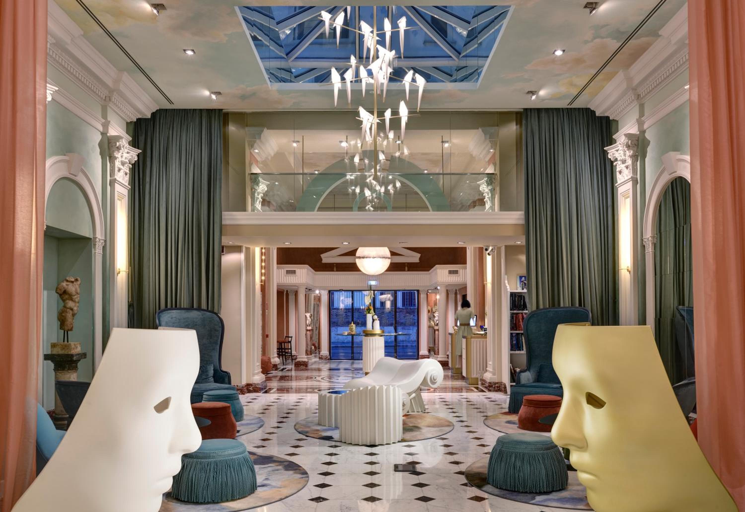 Leon's Place Hotel In Rome — 12