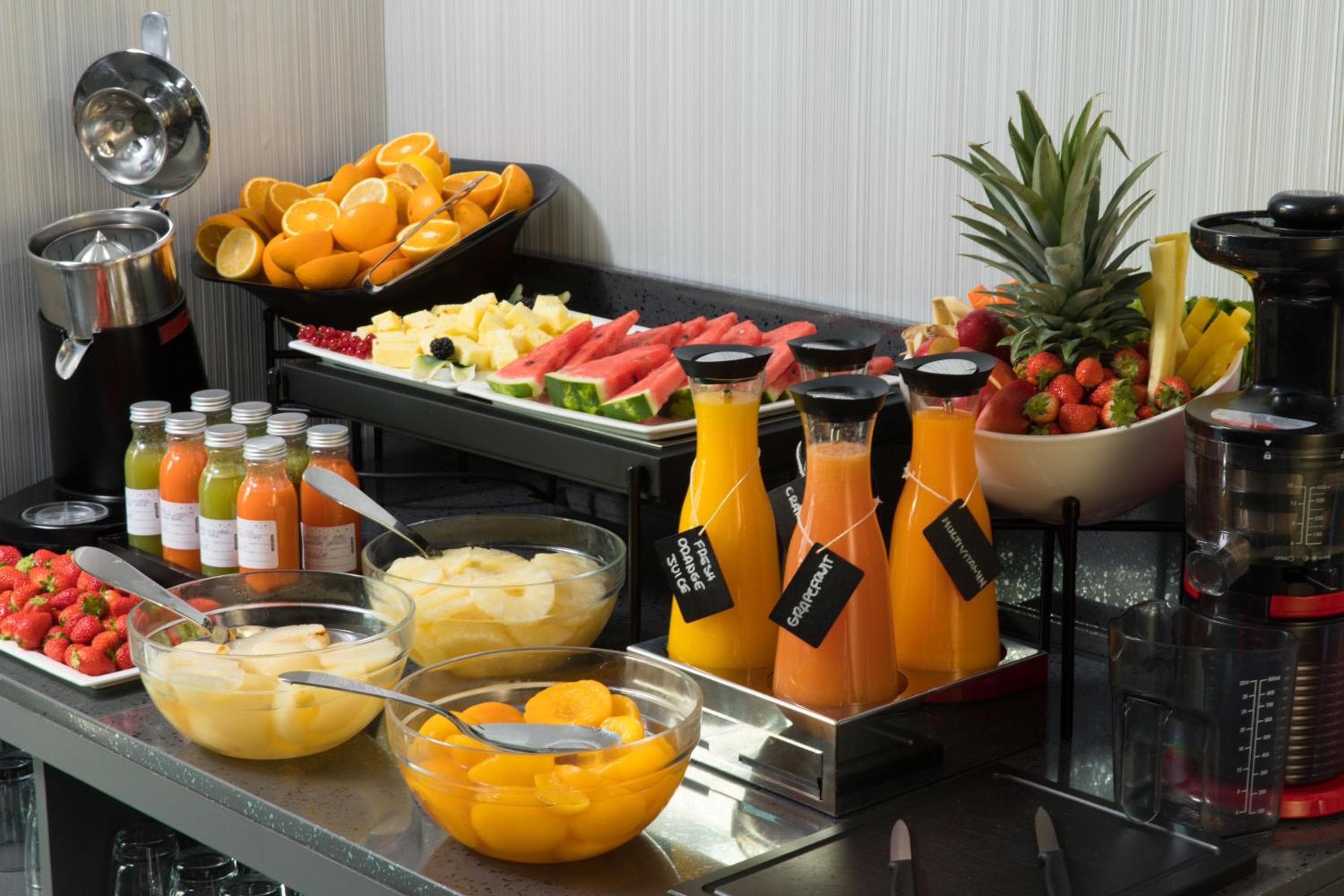 iQ Hotel Milano — 16