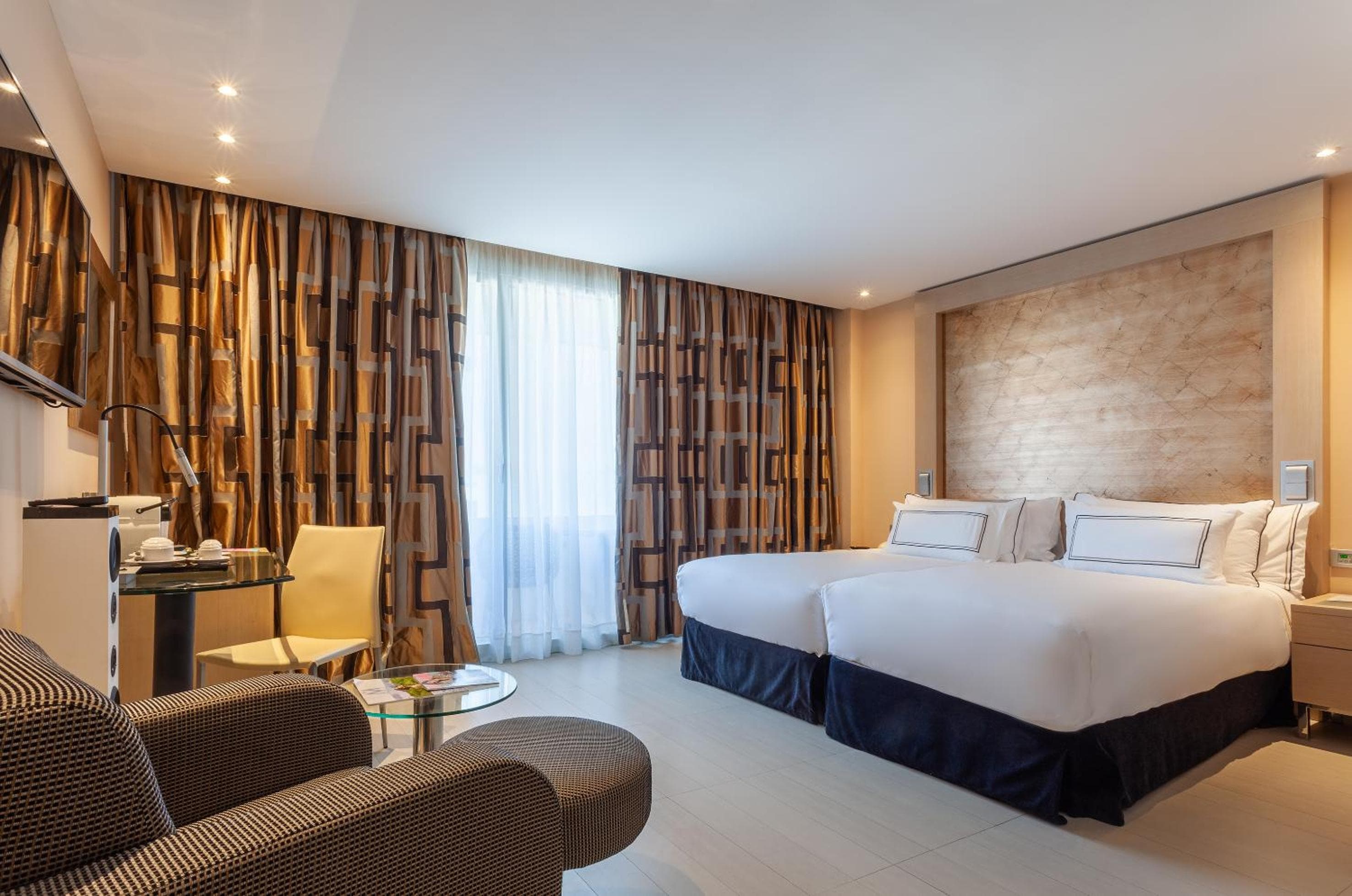 Meliá Sevilla — 16