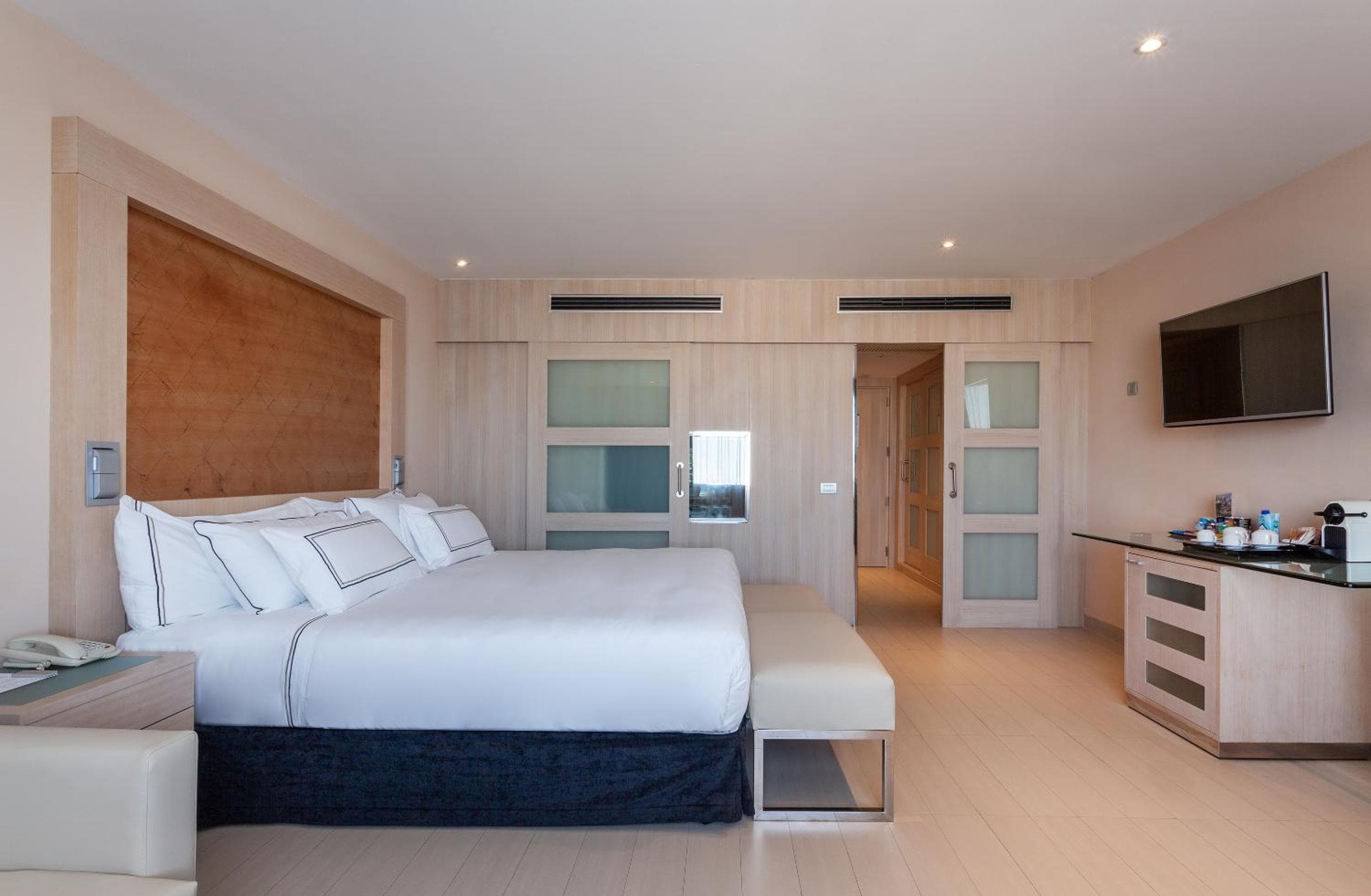 Meliá Sevilla — 6
