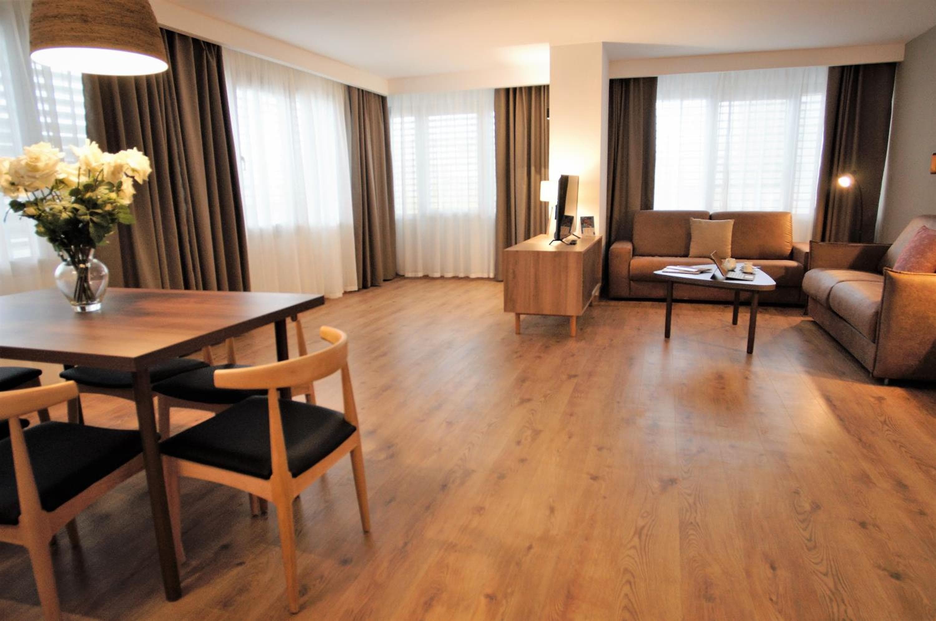 Pierre & Vacances Apartamentos Edificio Eurobuilding 2 — 13