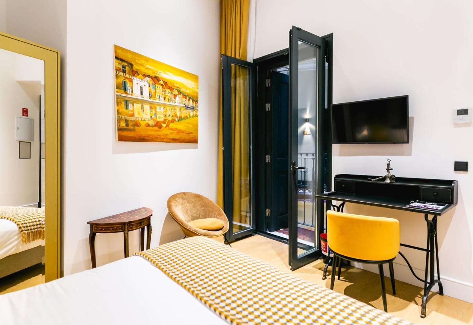 Joya del Casco Boutique Hotel by Shiadu — 9