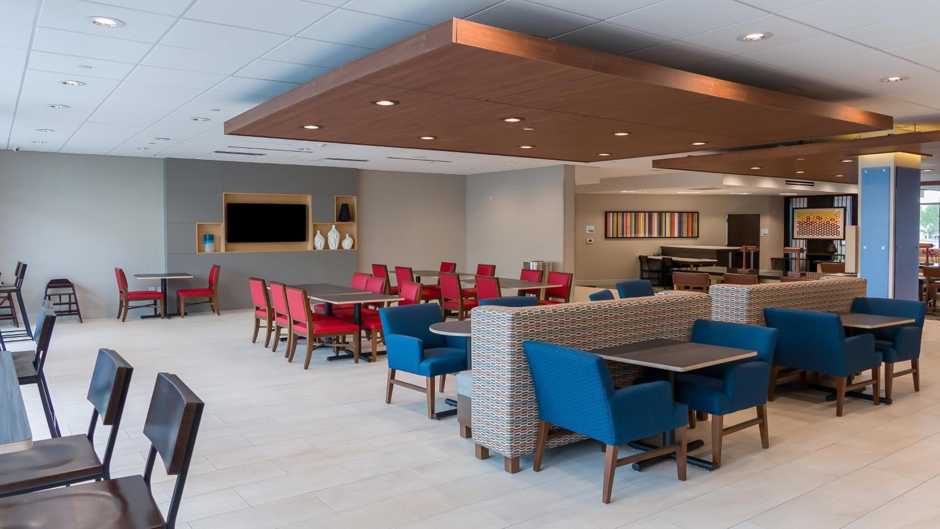 Holiday Inn Express & Suites - Tampa East - Ybor City, un hotel IHG — 16