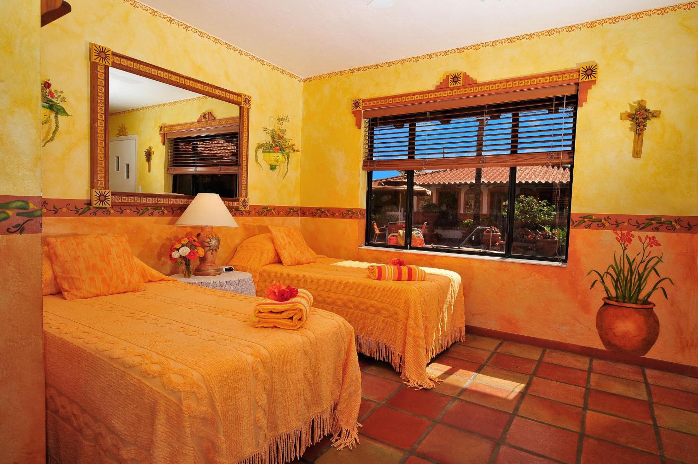 Patio de los mares azules — 13