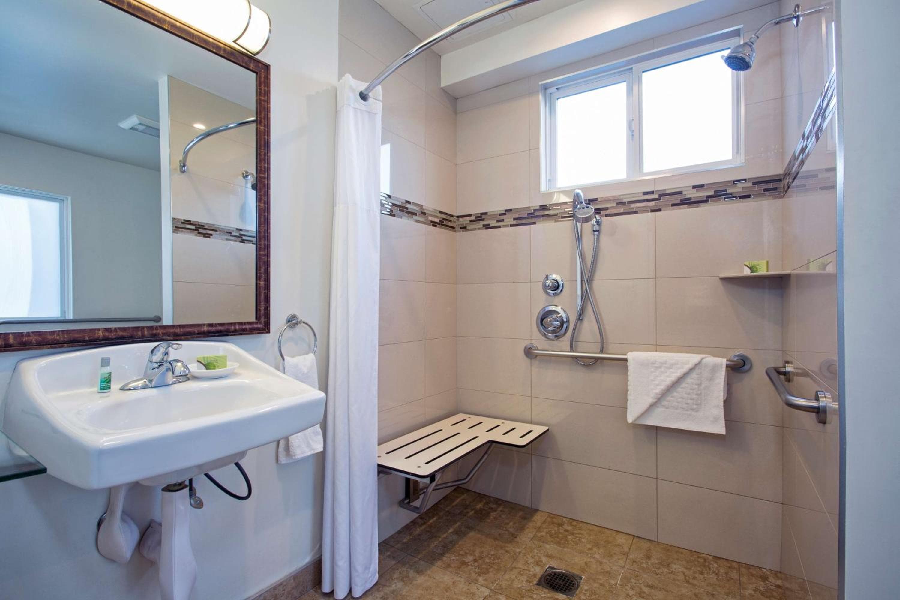 SureStay Hotel by Best Western Santa Monica — 16