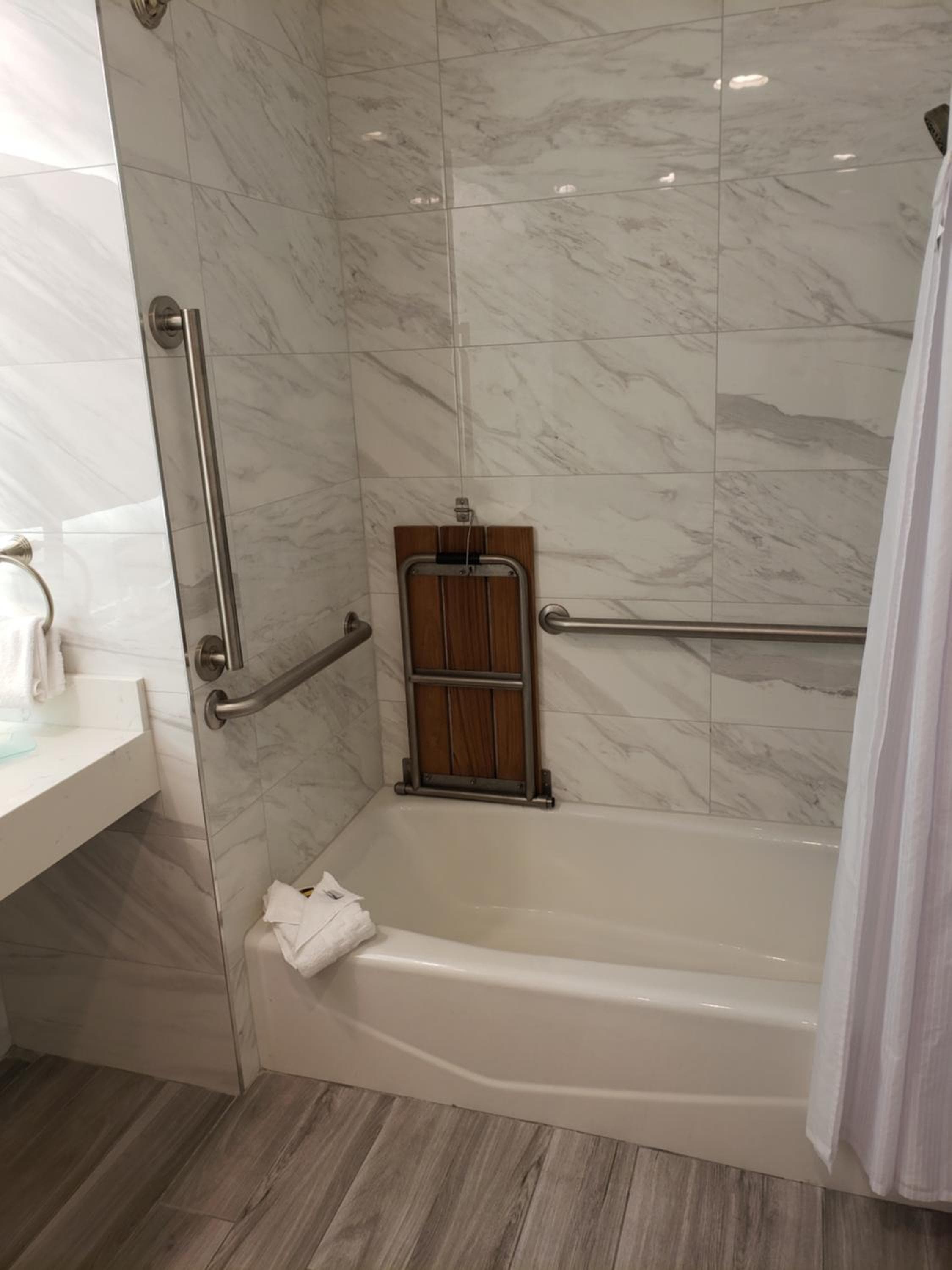 Best Western Plus Sunset Plaza Hotel — 20