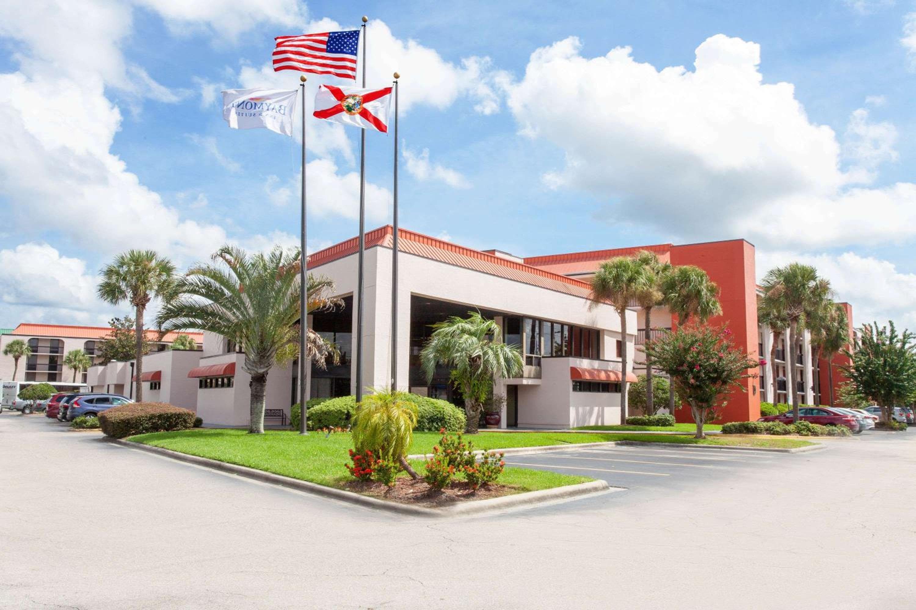 Grand Hotel Orlando at Universal Blvd - Shuttle to Theme Parks — 26