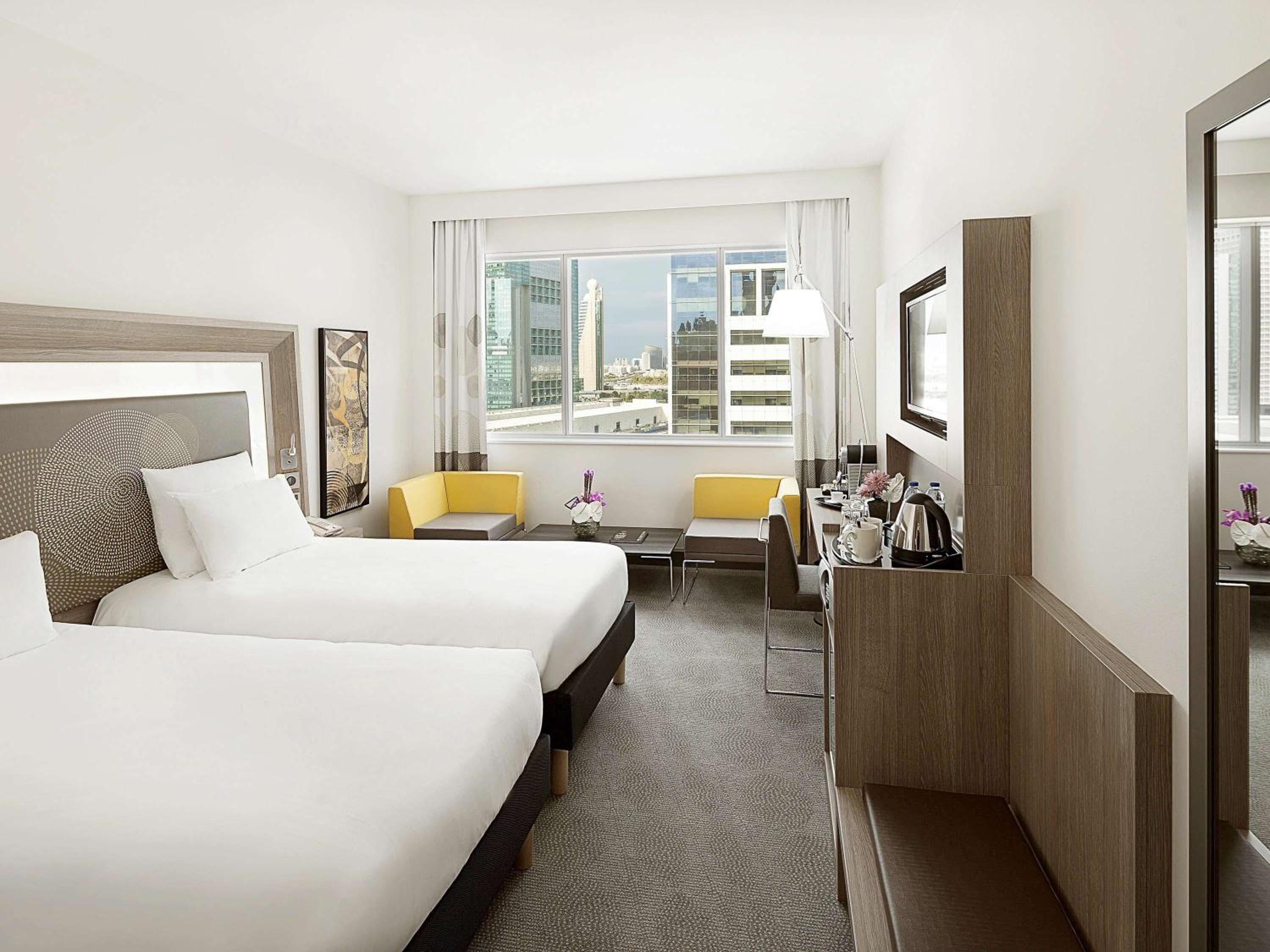 Novotel Centro Congressi Dubai — 7