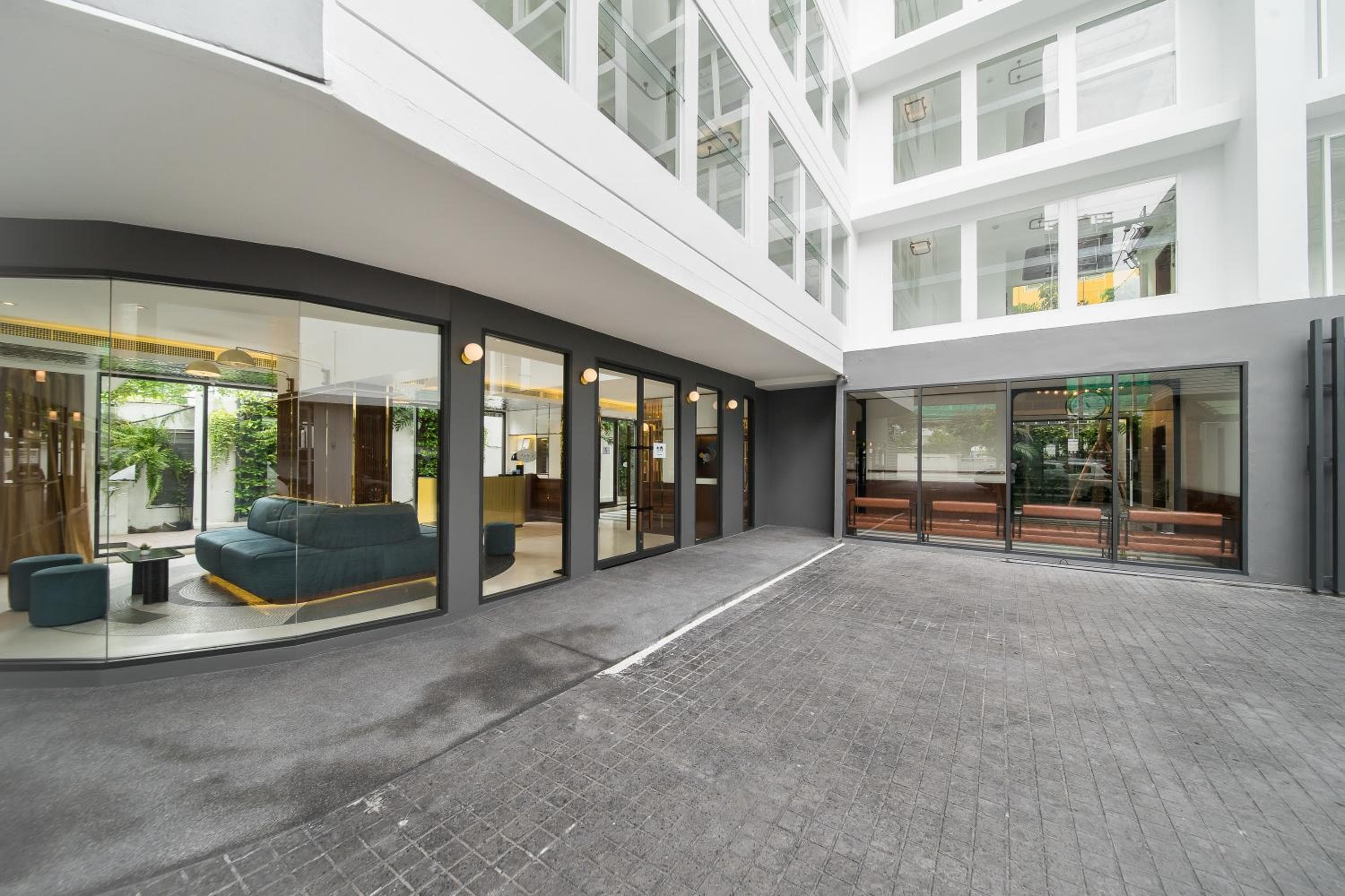 Hotel Amber Sukhumvit 85 — 19
