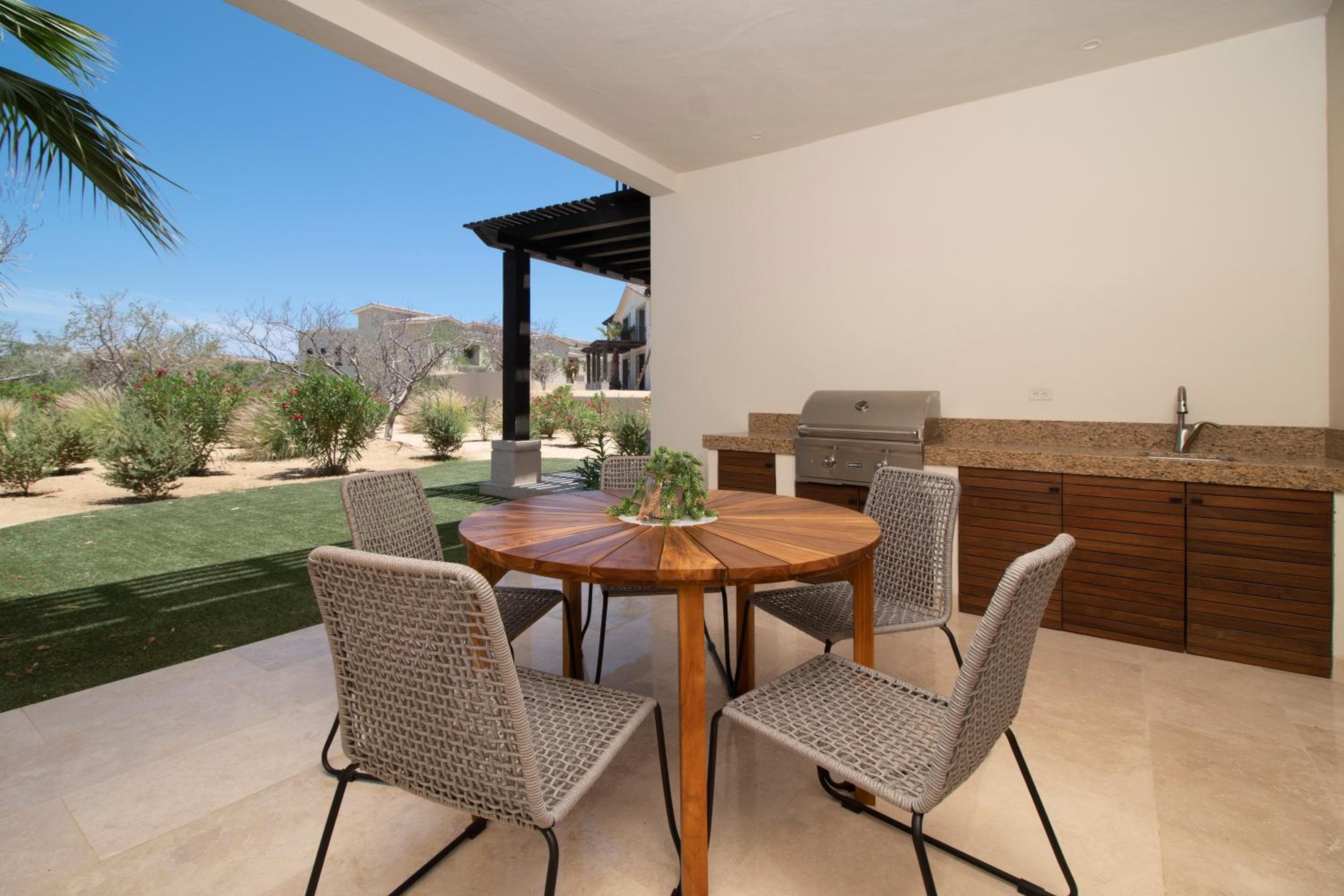 Bohari Palmilla — 28