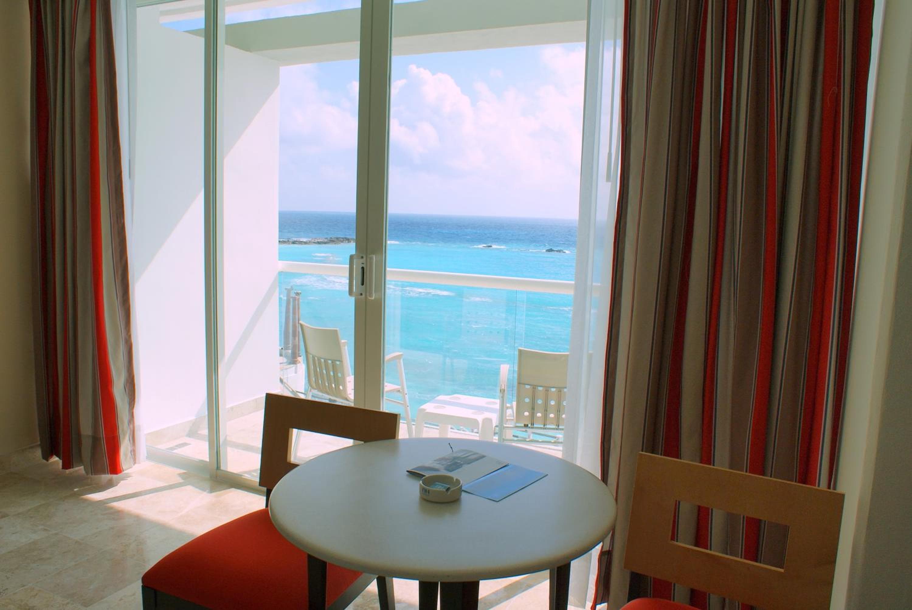 Krystal Cancun — 6