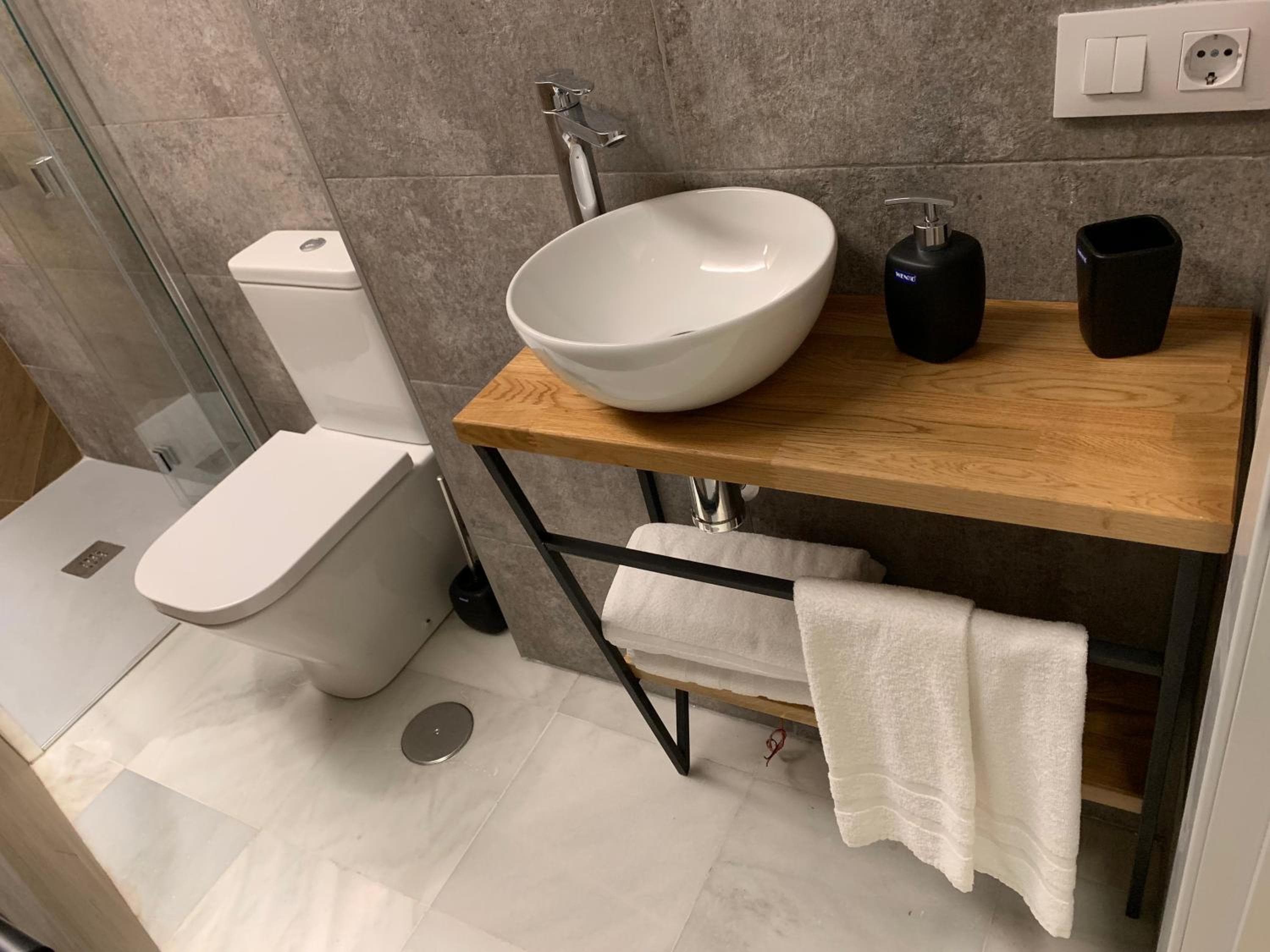 Sweet Sevilla Suites - Smart Hotel — 28