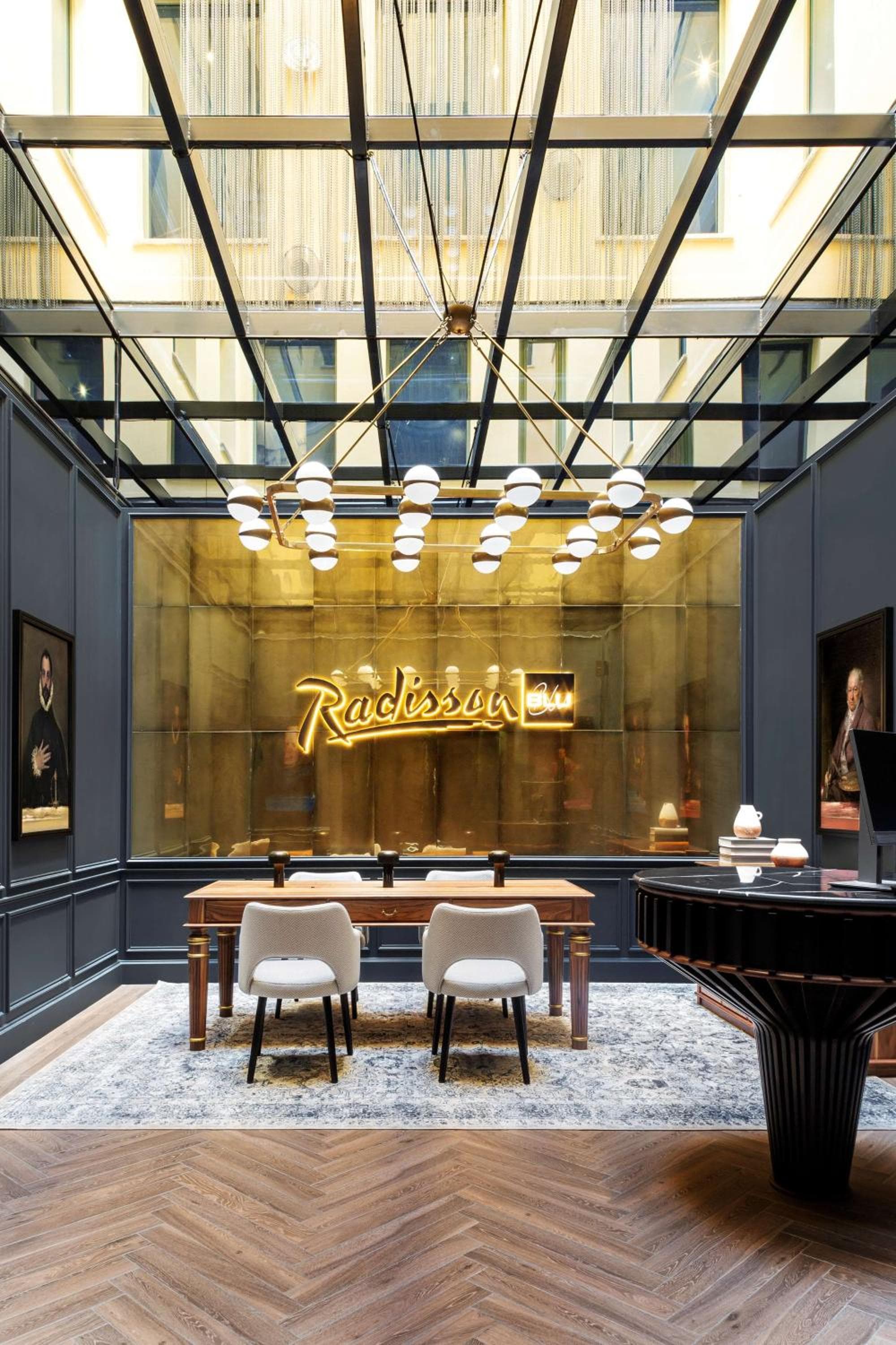Radisson Blu Hotel, Madrid Prado — 3