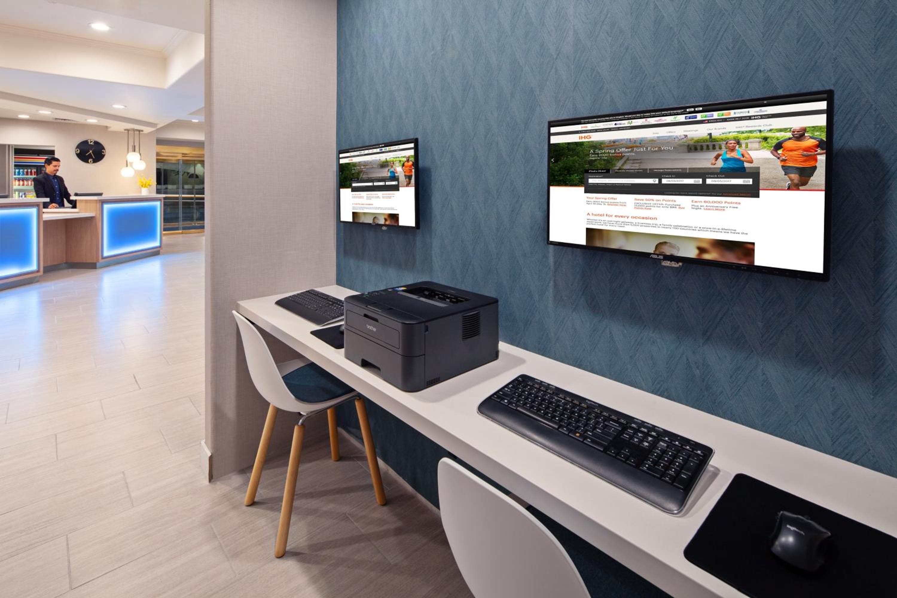 Holiday Inn Express Hollywood Walk of Fame, ein IHG Hotel — 6