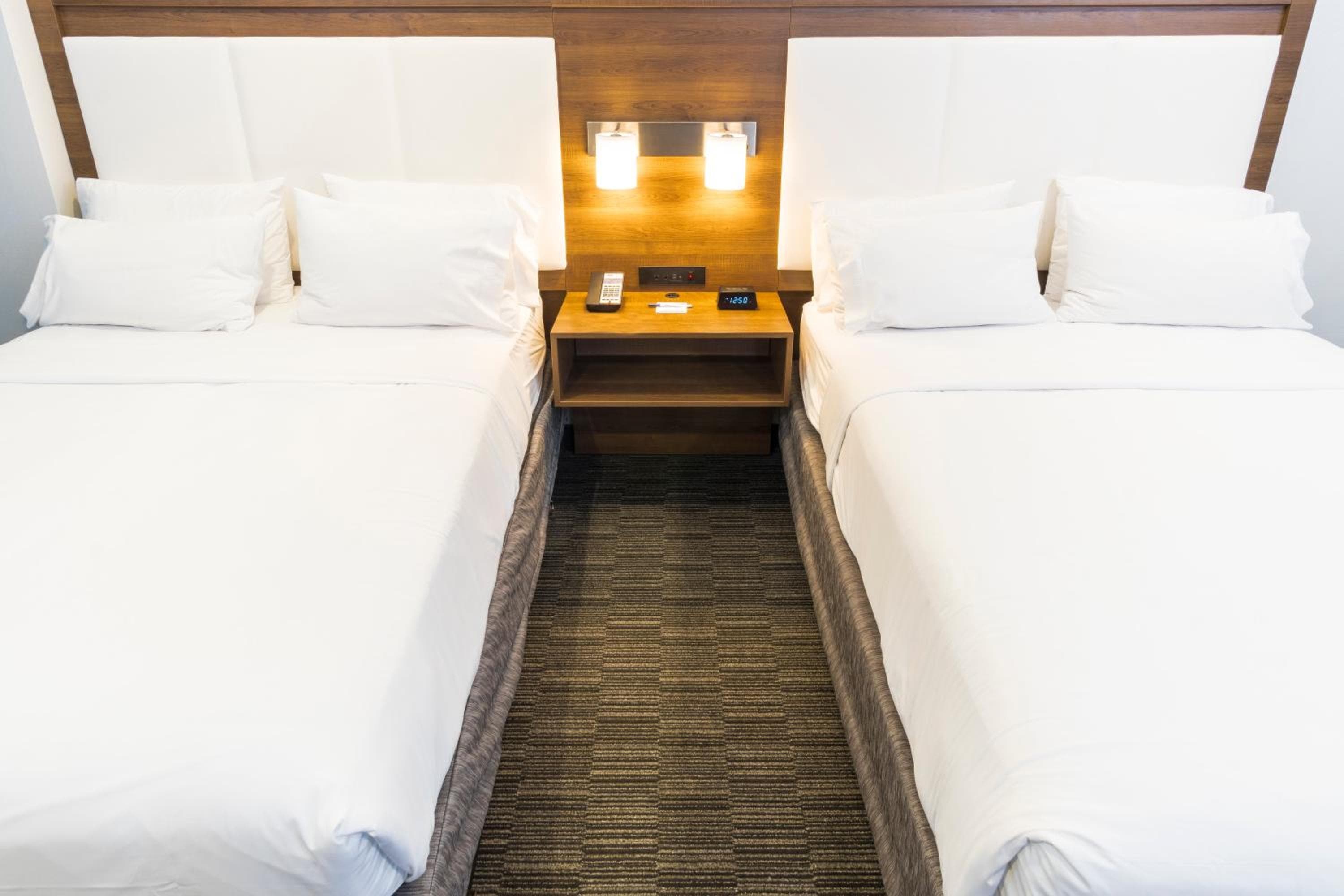 Holiday Inn Express Hollywood Walk of Fame, ein IHG Hotel — 29
