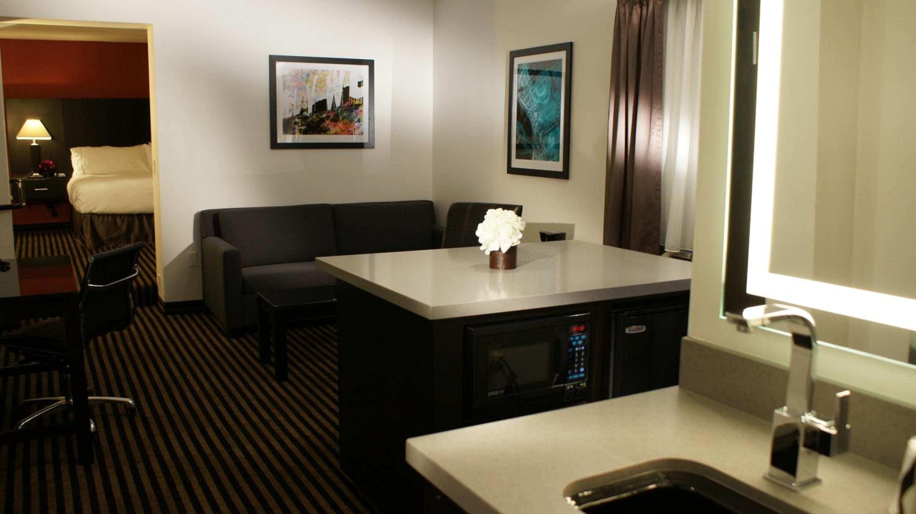 Holiday Inn Express Hollywood Walk of Fame, ein IHG Hotel — 24
