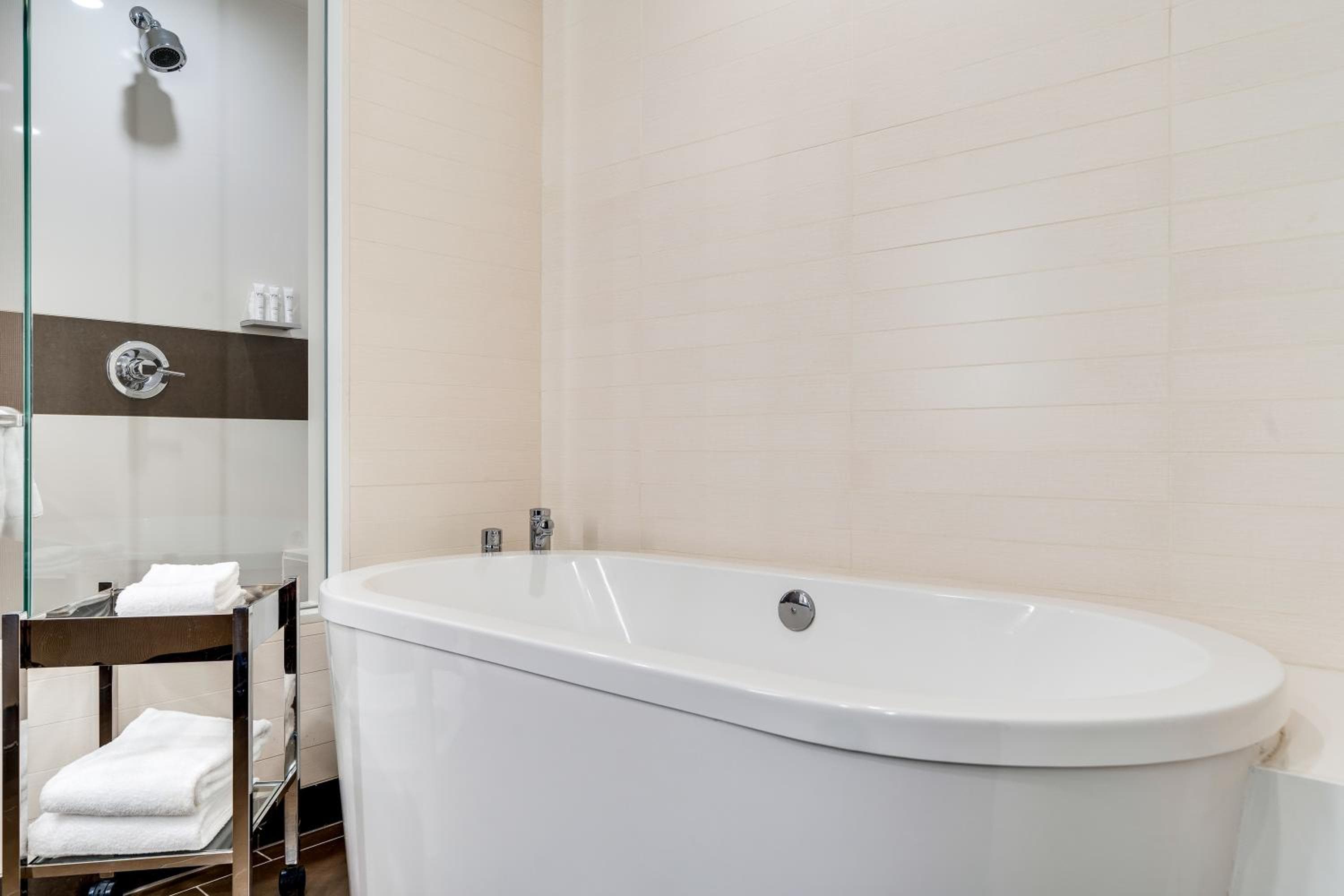 Lusso Jet al Vdara — 15