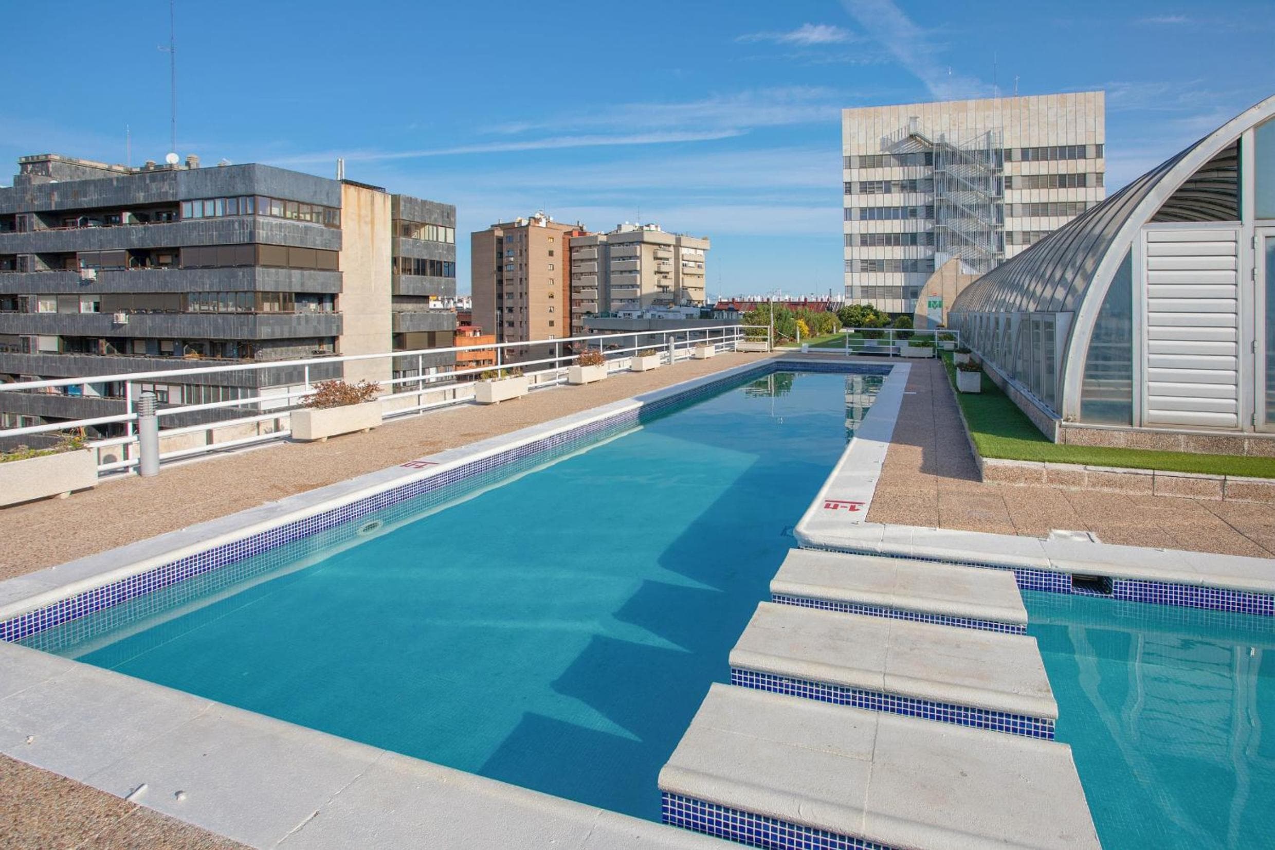 Pierre & Vacances Apartamentos Edificio Eurobuilding 2 — 27