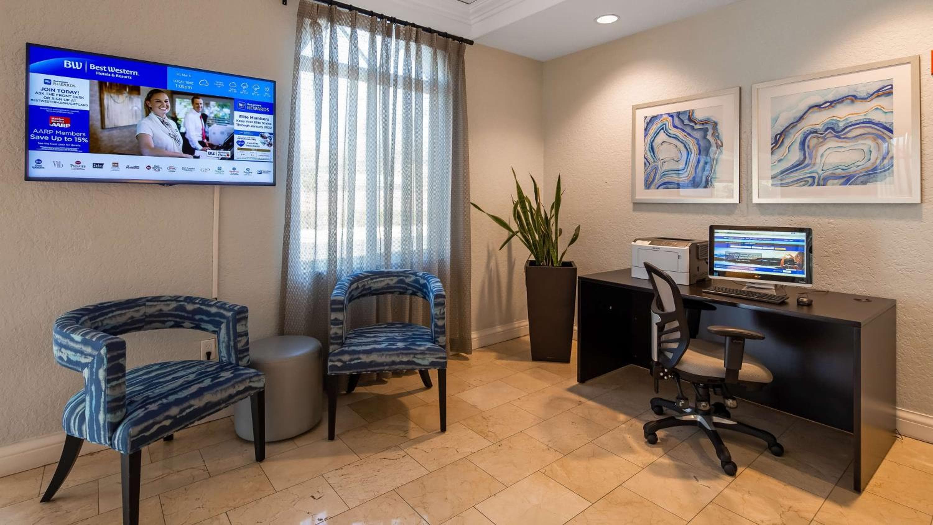 Best Western Tampa — 16