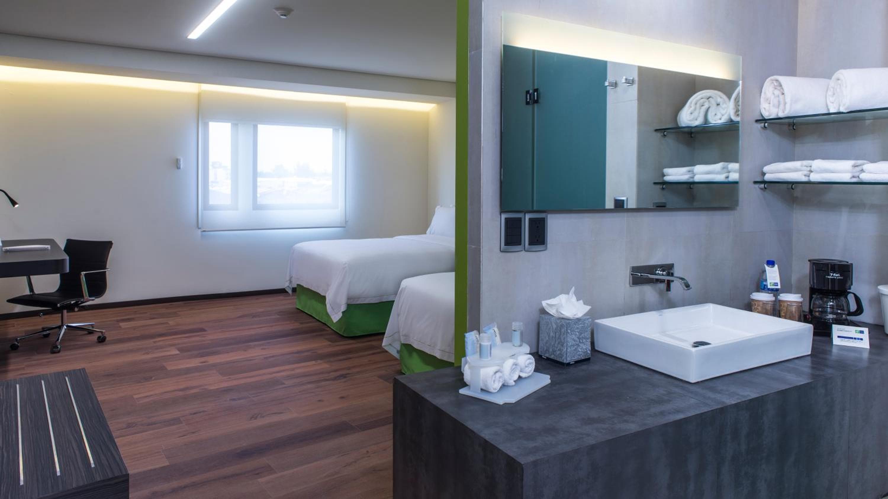 Holiday Inn Express Mexico Aeropuerto, un hotel IHG — 20