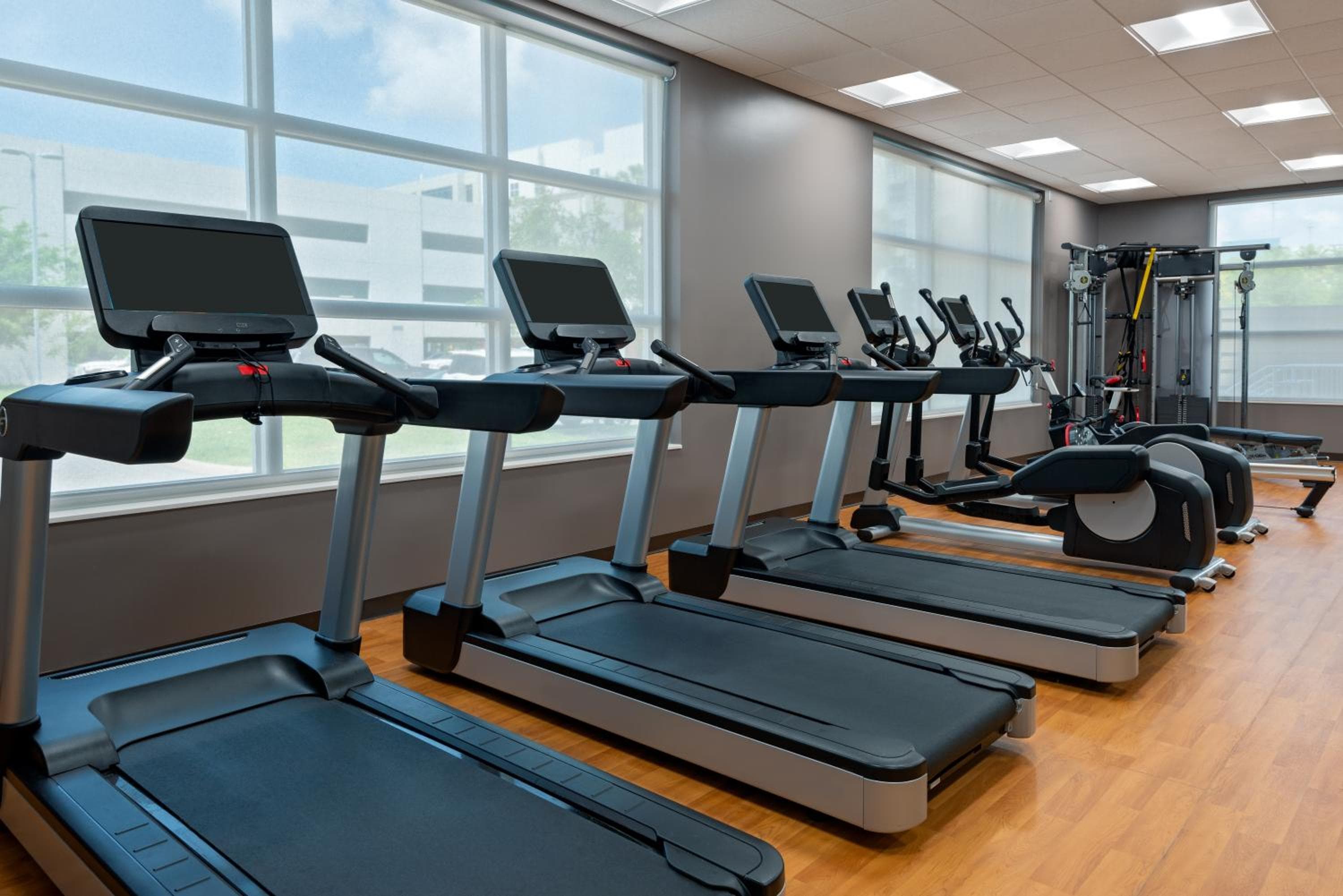 Hyatt House Tampa Aeroporto/Westshore — 24
