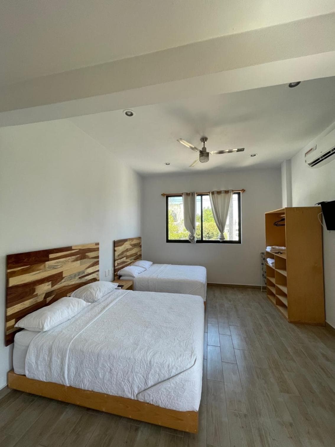 SuitesMB — 13