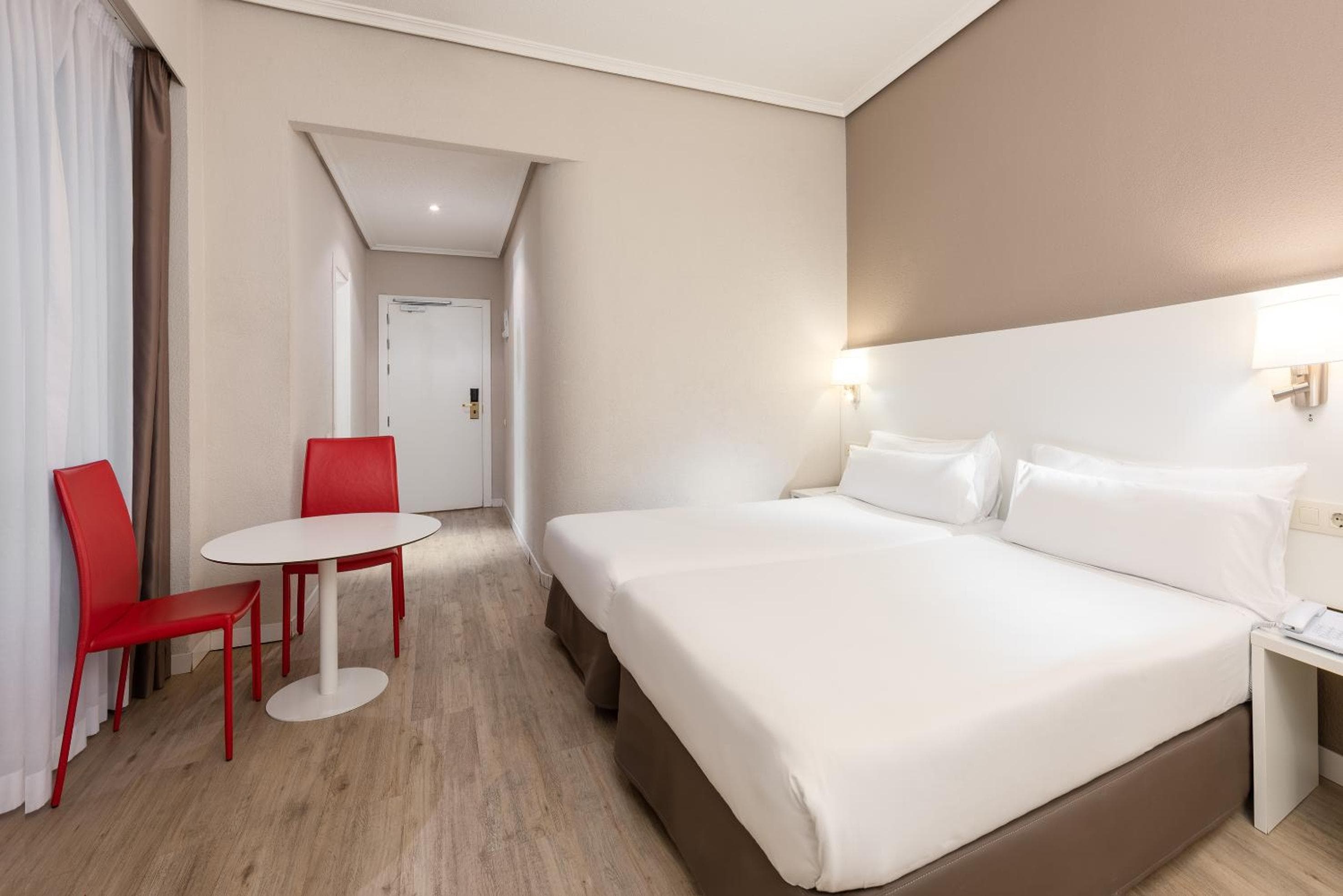 Hotel Madrid Gran Via 25, Affiliated by Meliá — 18
